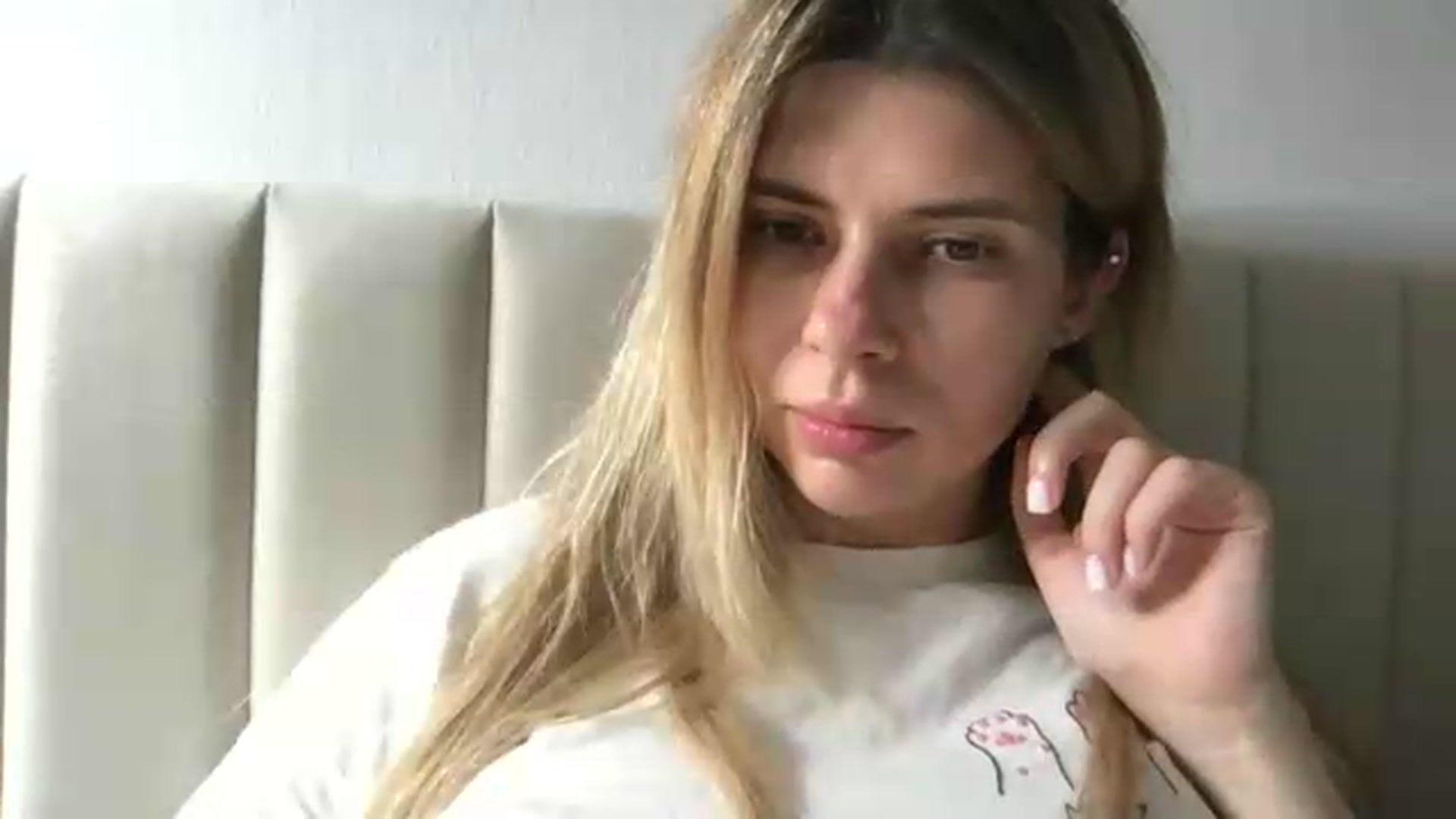 Gallery image thumbnail from neverinmylife's myfreecams stream on, 09/01/2026, 14:04 image 12 of 20
