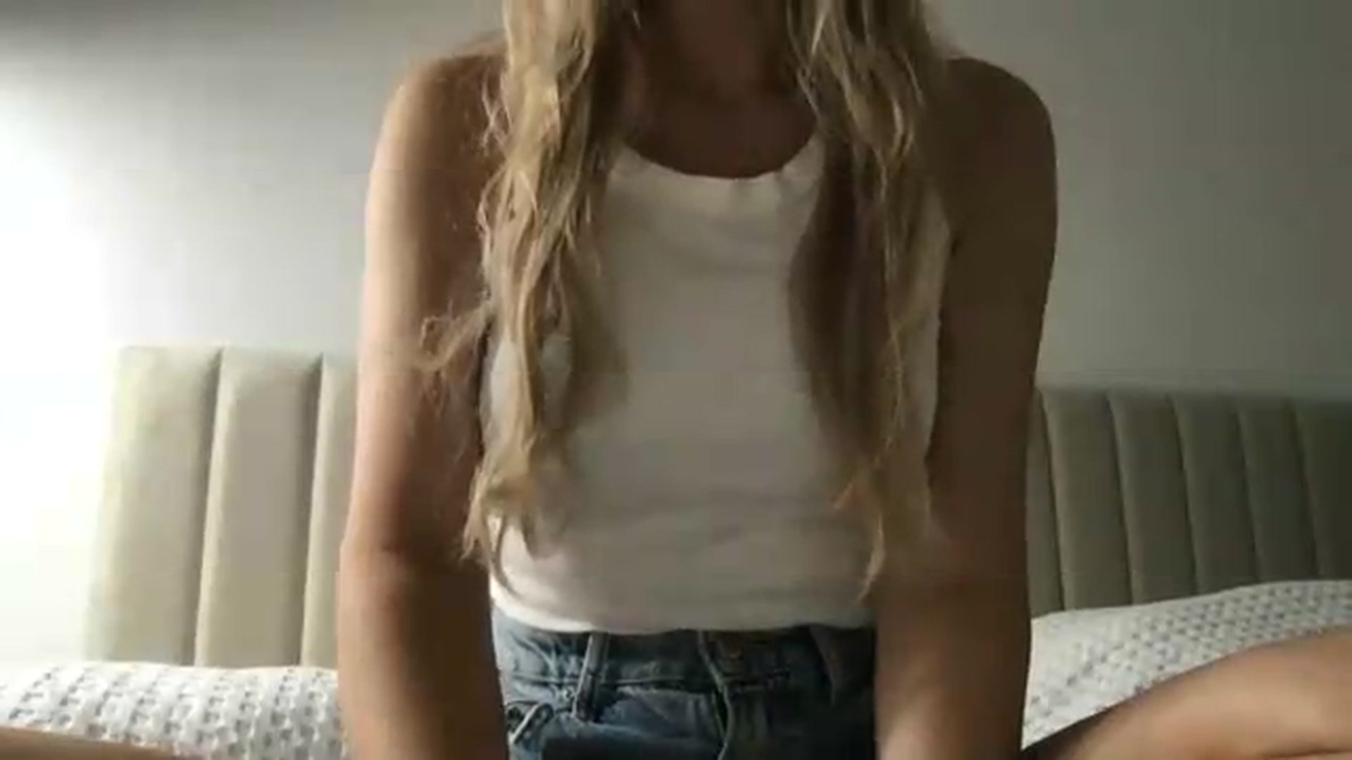 Gallery image thumbnail from neverinmylife's myfreecams stream on, 09/03/2026, 11:10 image 18 of 20