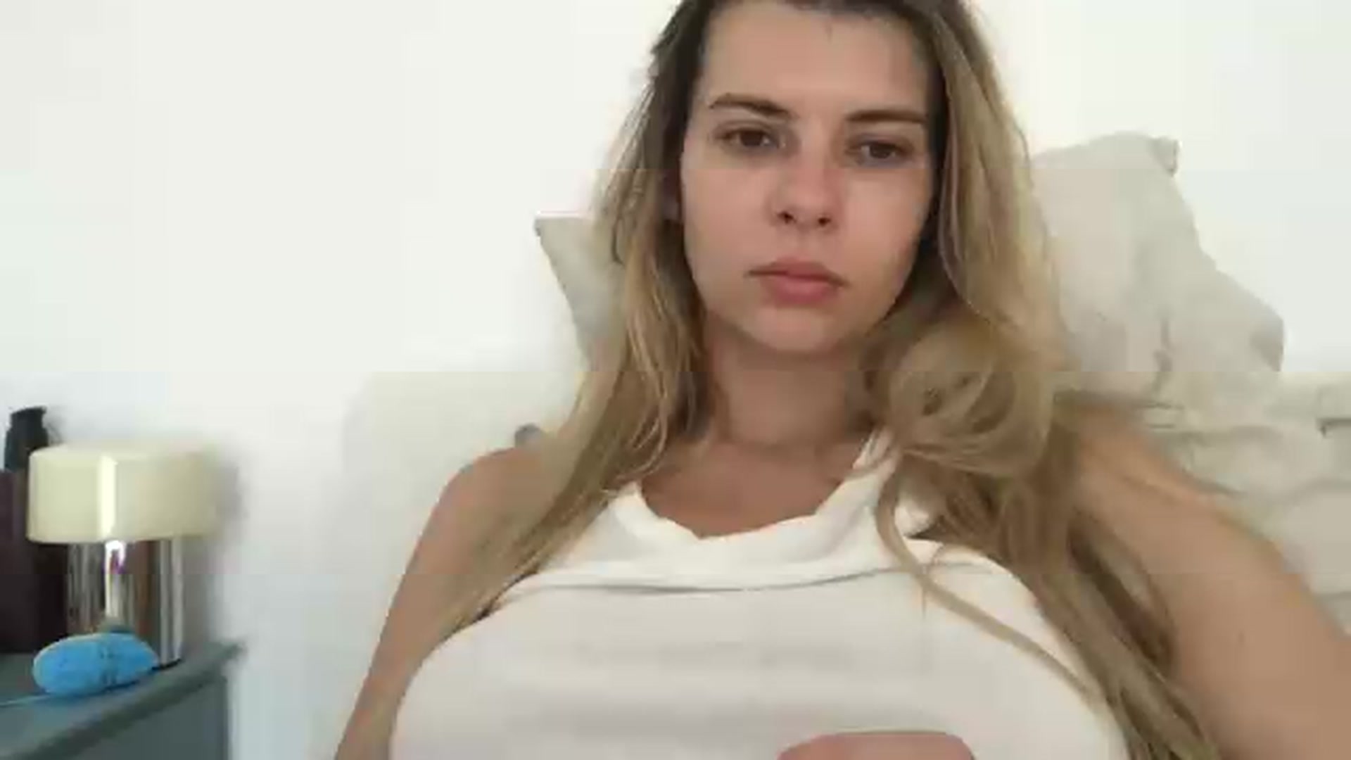 Gallery image thumbnail from neverinmylife's myfreecams stream on, 09/08/2026, 09:17 image 11 of 20