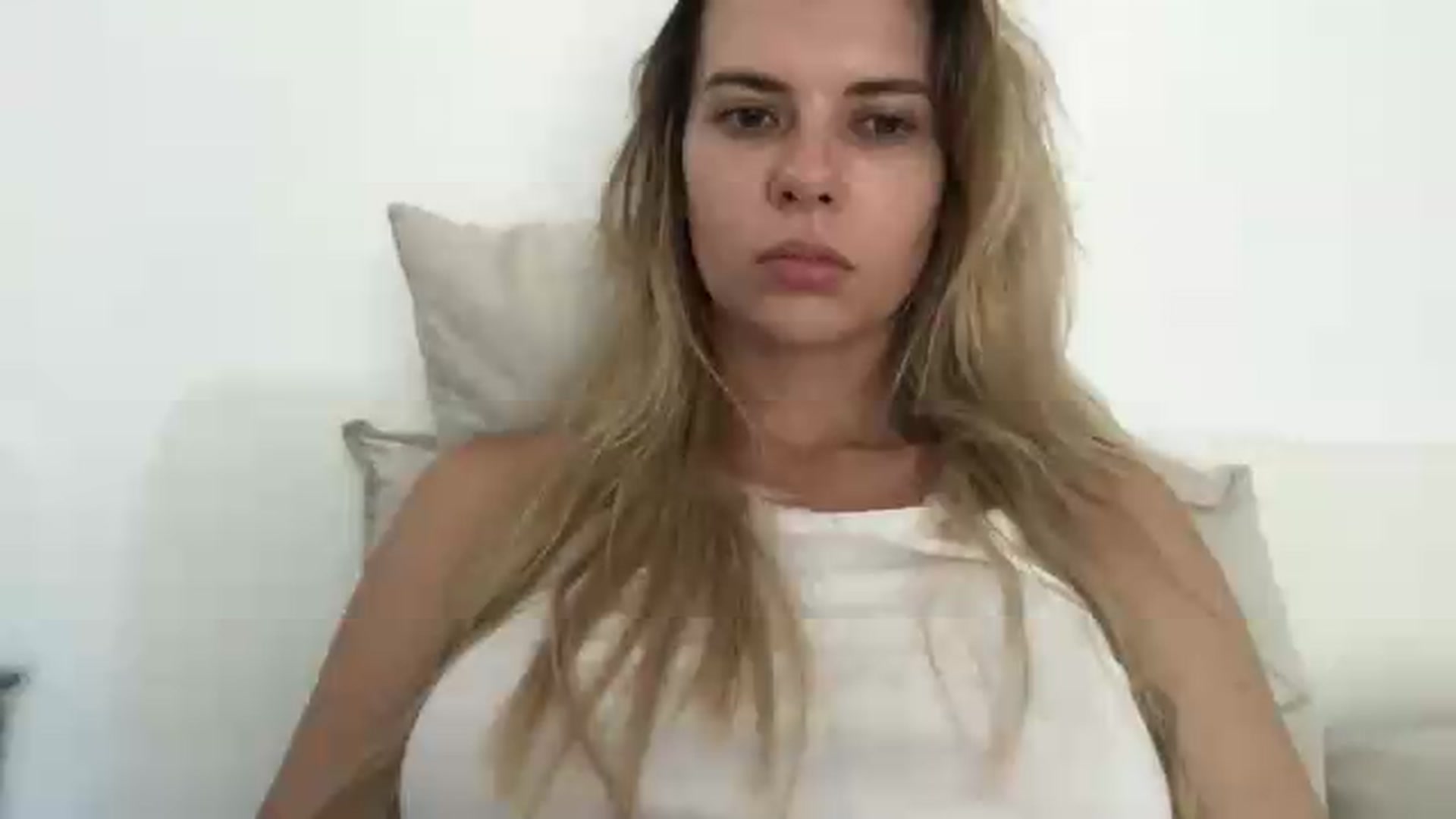 Gallery image thumbnail from neverinmylife's myfreecams stream on, 09/08/2026, 09:55 image 4 of 20