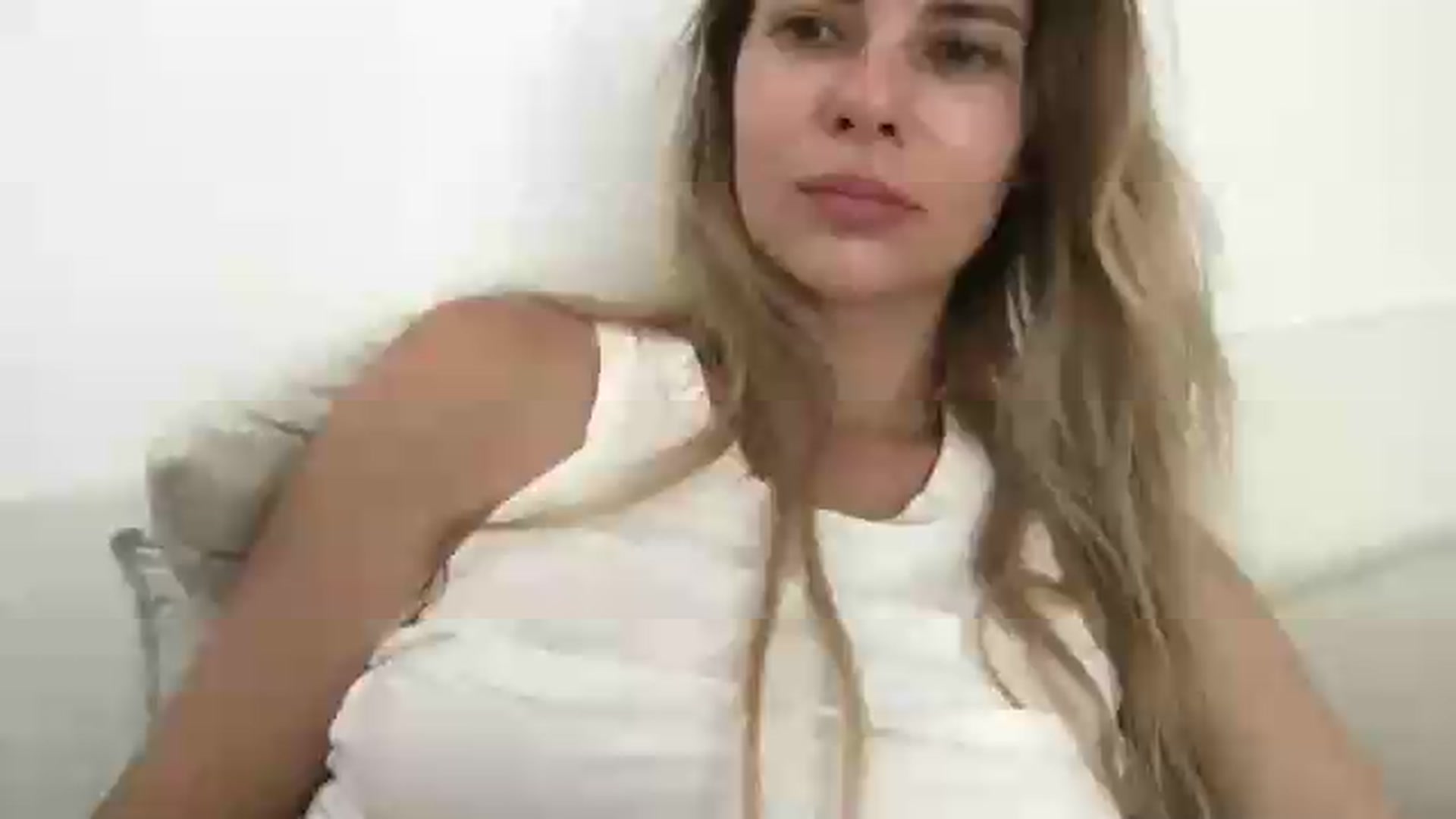 Gallery image thumbnail from neverinmylife's myfreecams stream on, 09/08/2026, 10:35 image 17 of 20