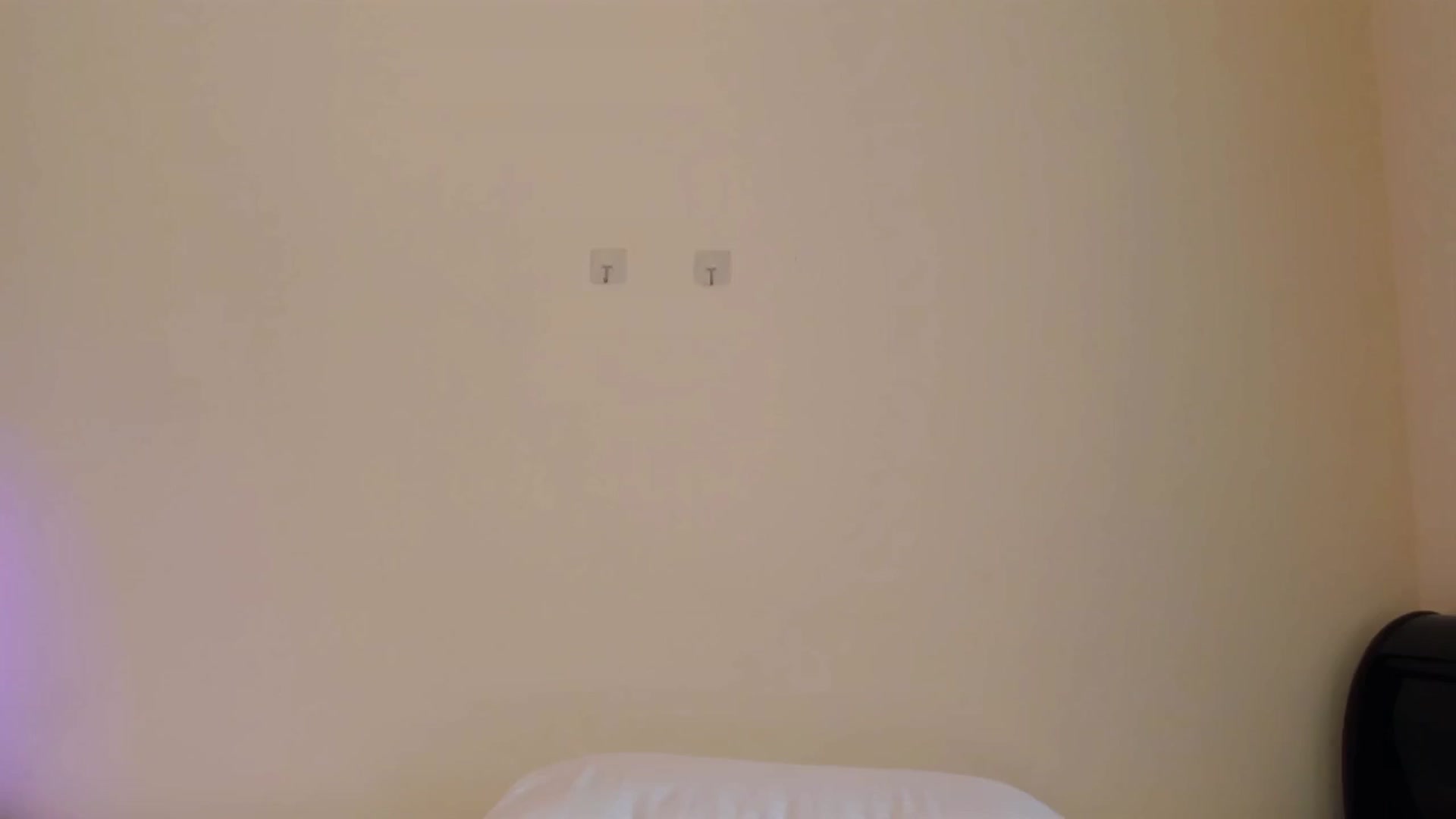 Gallery image thumbnail from new_dee's myfreecams stream on, 08/14/2024, 16:11 image 5 of 20