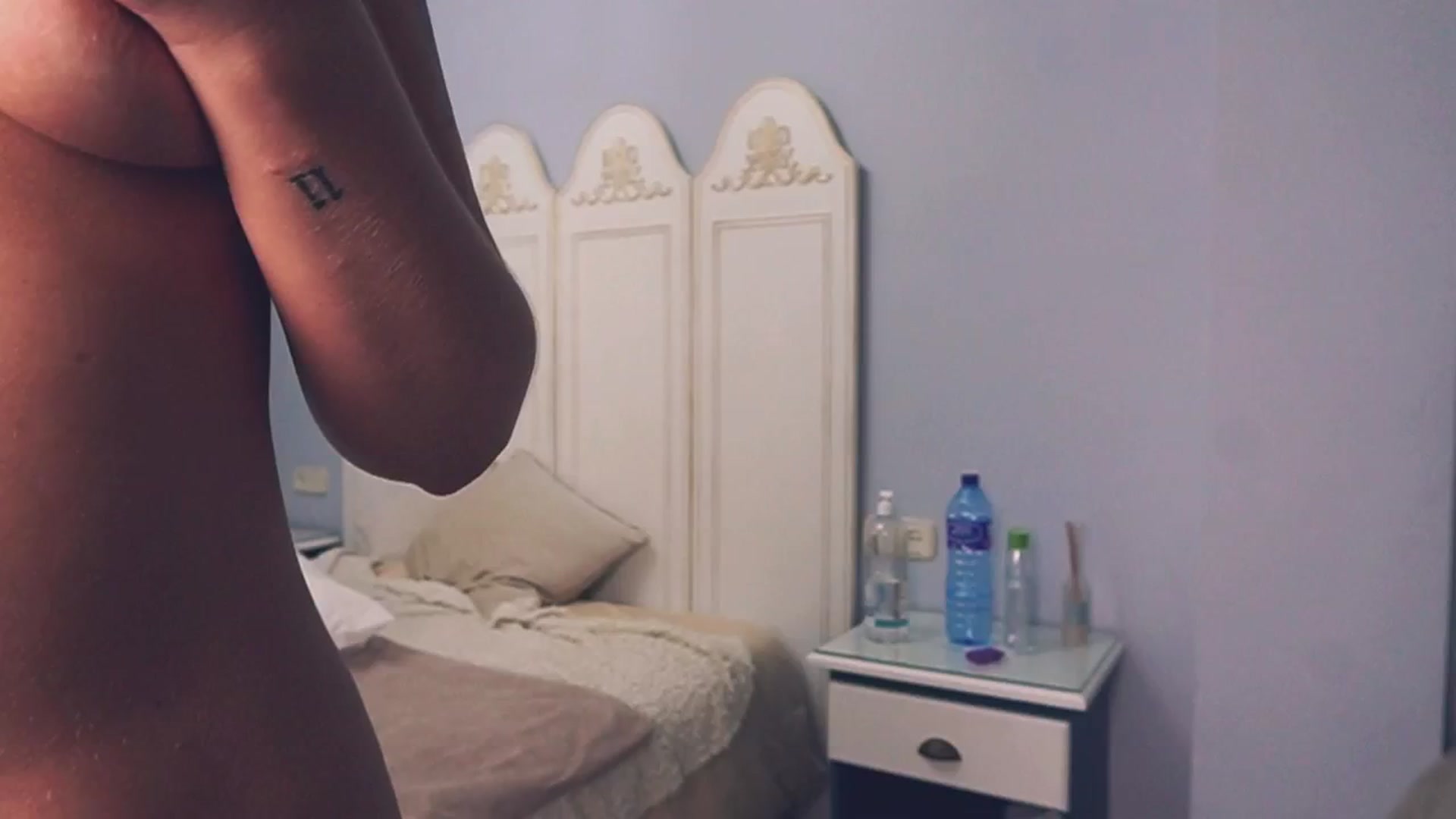 Gallery image thumbnail from new_dee's myfreecams stream on, 11/29/2024, 13:29 image 3 of 20