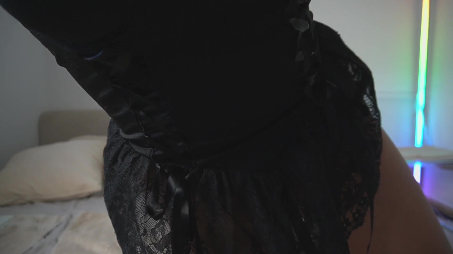 Gallery image thumbnail from new_dee's myfreecams stream on, 09/10/2025, 15:11 image 5 of 20