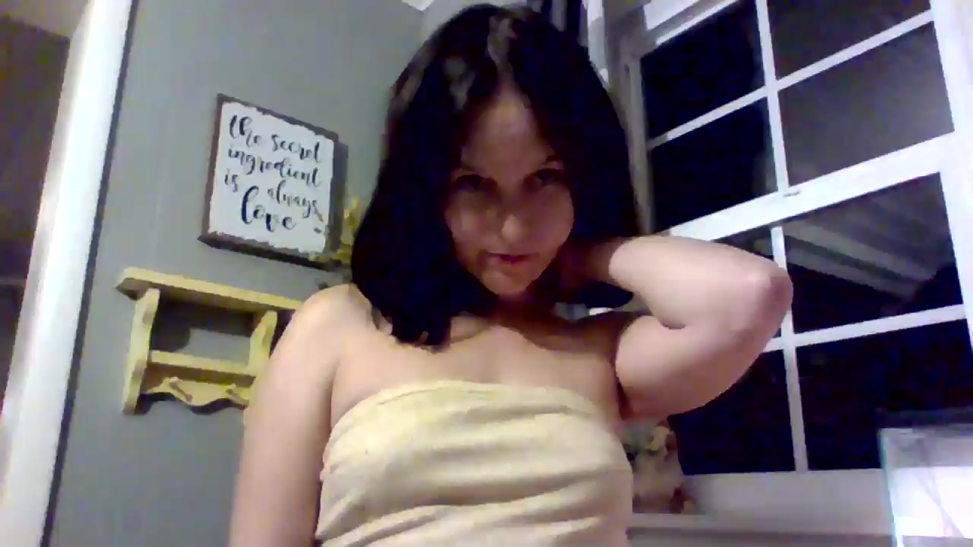 Gallery image thumbnail from nic0lex's myfreecams stream on, 07/10/2024, 06:57 image 3 of 20
