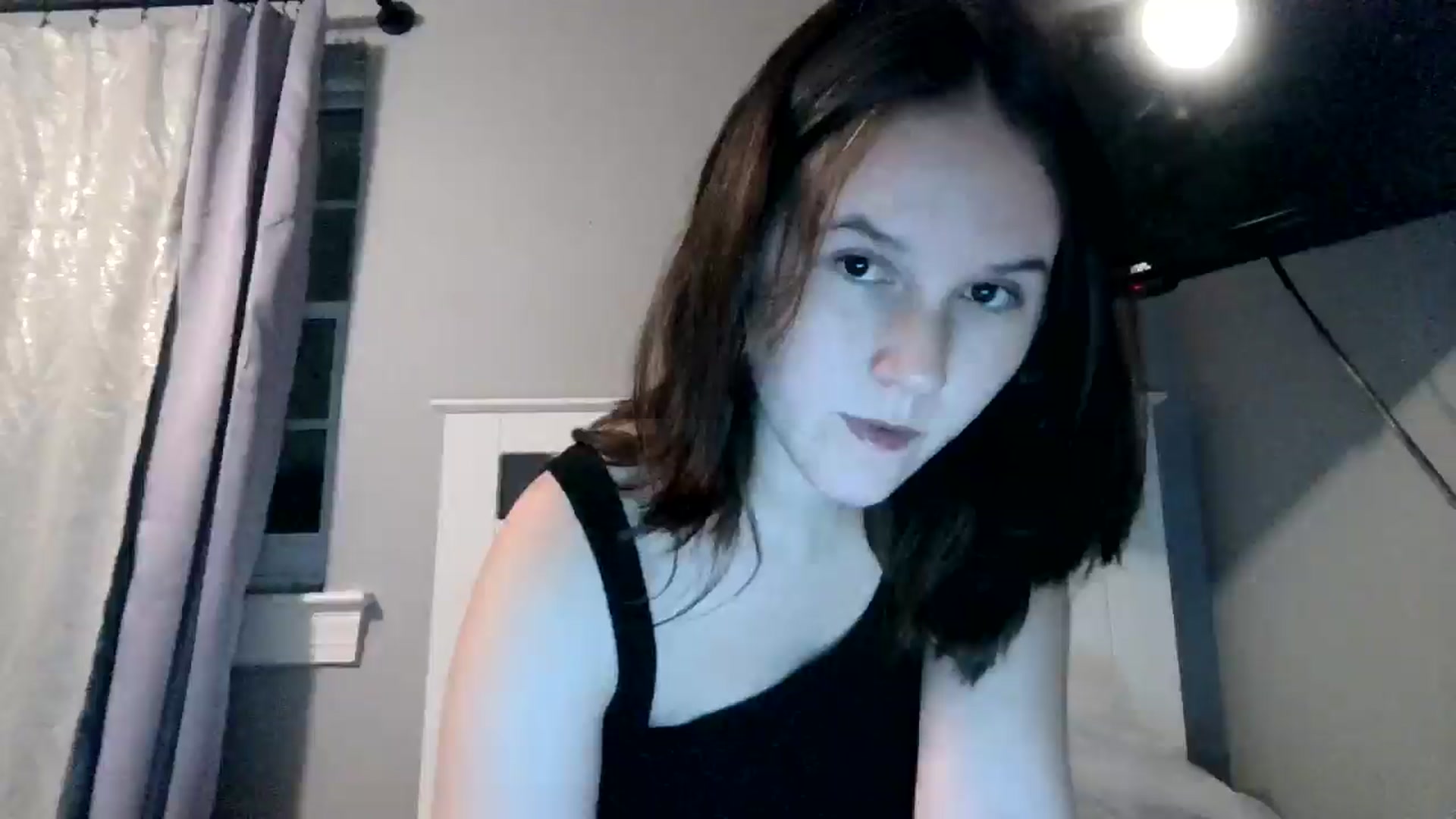 Gallery image thumbnail from nic0lex's myfreecams stream on, 11/22/2024, 07:39 image 17 of 20