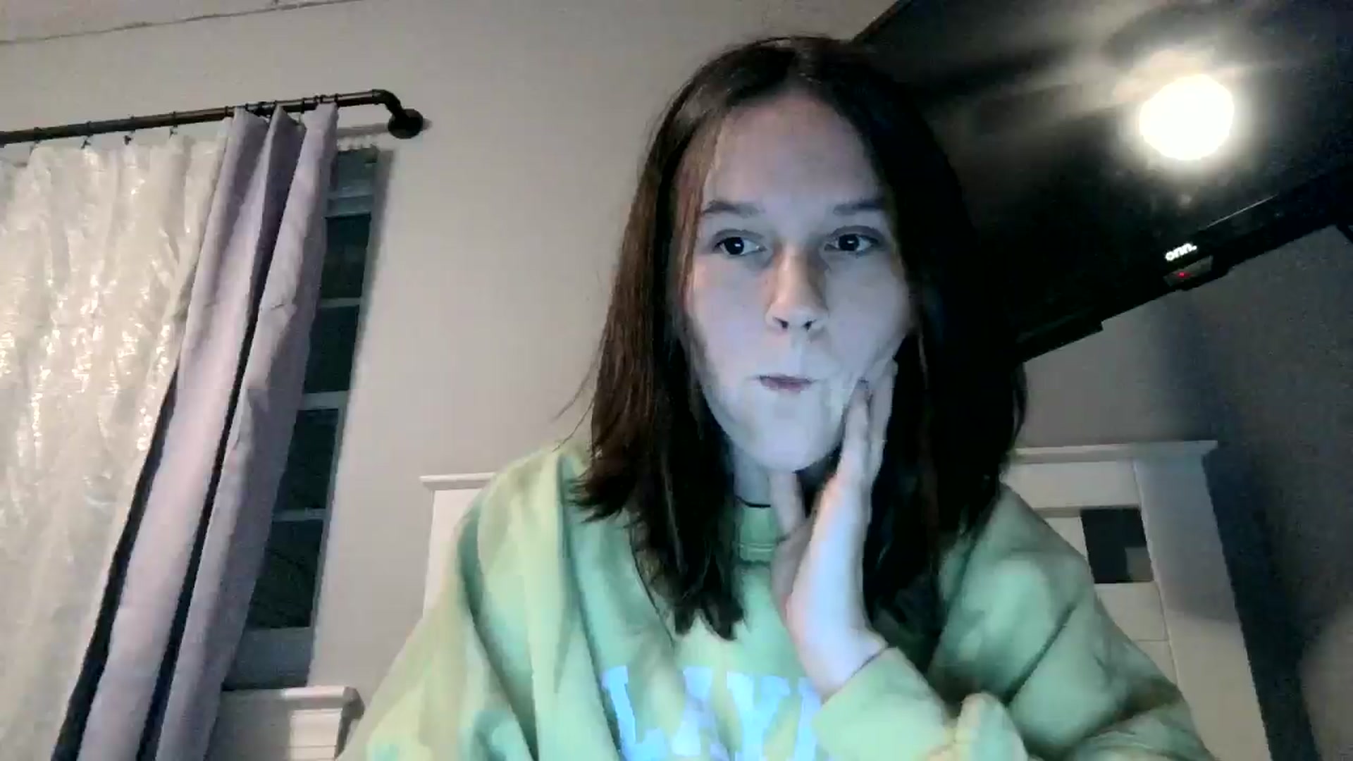 Gallery image thumbnail from nic0lex's myfreecams stream on, 11/22/2024, 07:39 image 12 of 20