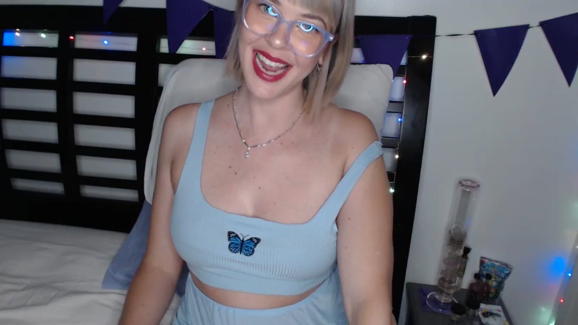 Gallery image thumbnail from nicoknox's myfreecams stream on, 06/30/2024, 10:43 image 6 of 20