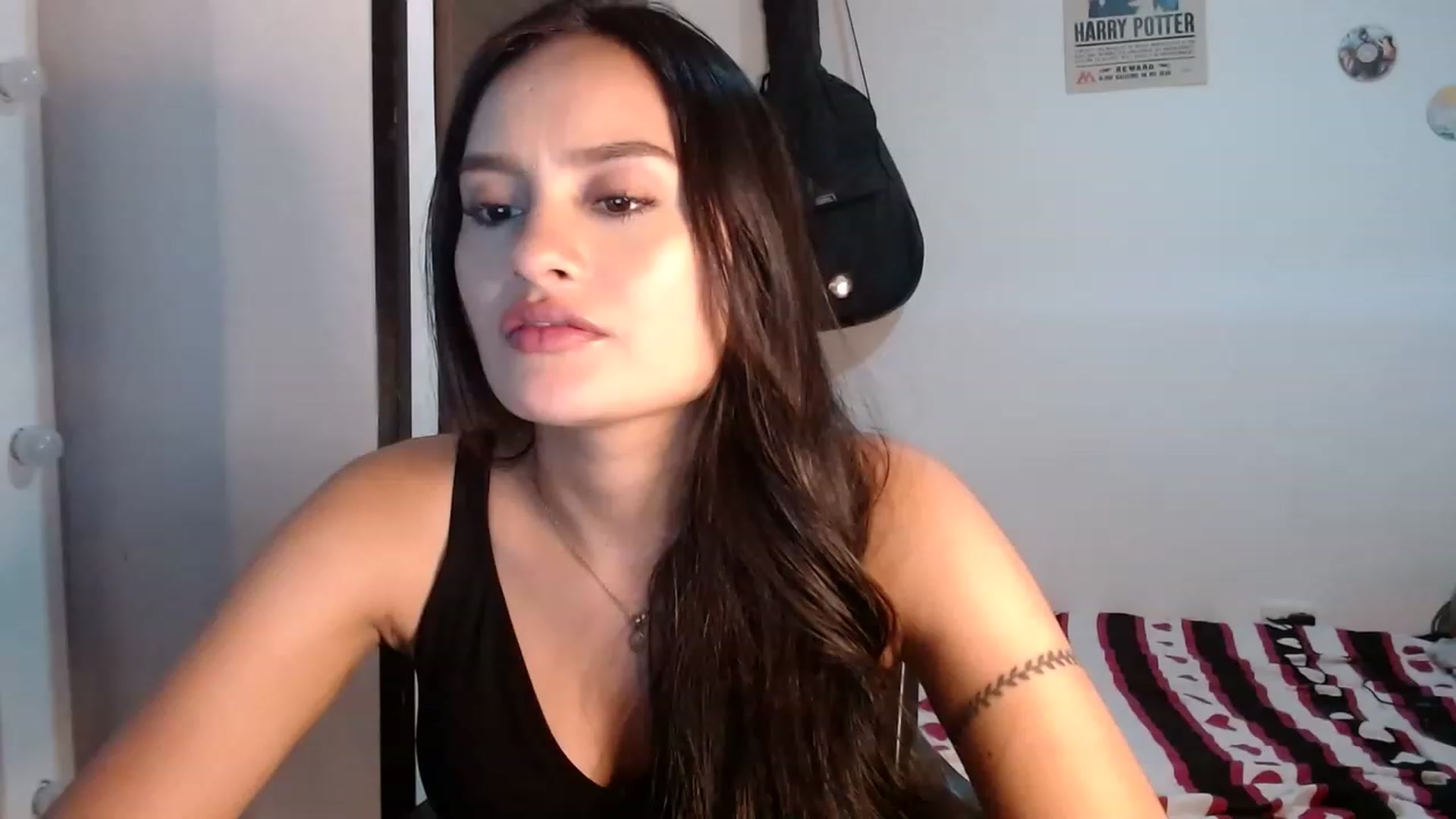 Gallery image thumbnail from nicollemiler's myfreecams stream on, 12/26/2022, 01:53 image 18 of 20