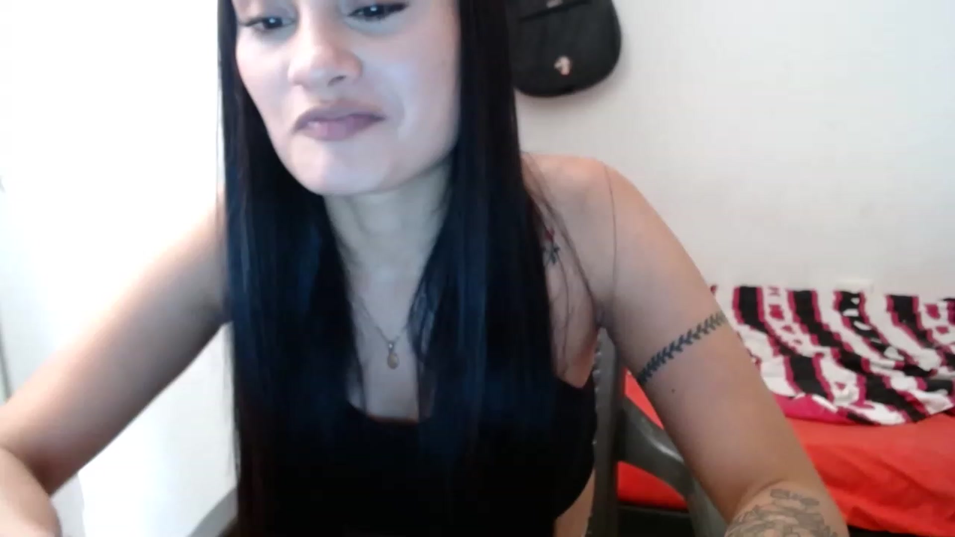 Gallery image thumbnail from nicollemiler's myfreecams stream on, 12/27/2022, 20:39 image 2 of 20