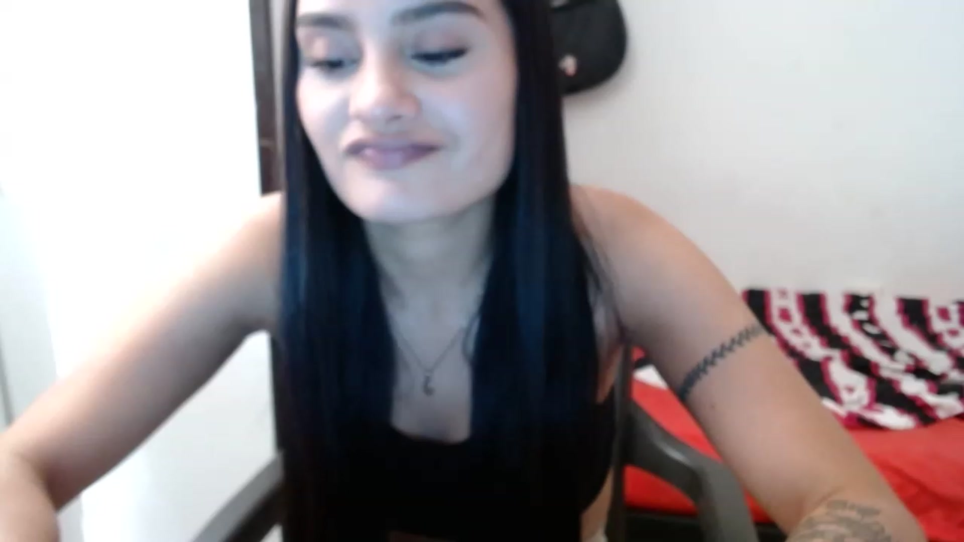 Gallery image thumbnail from nicollemiler's myfreecams stream on, 12/27/2022, 20:39 image 3 of 20