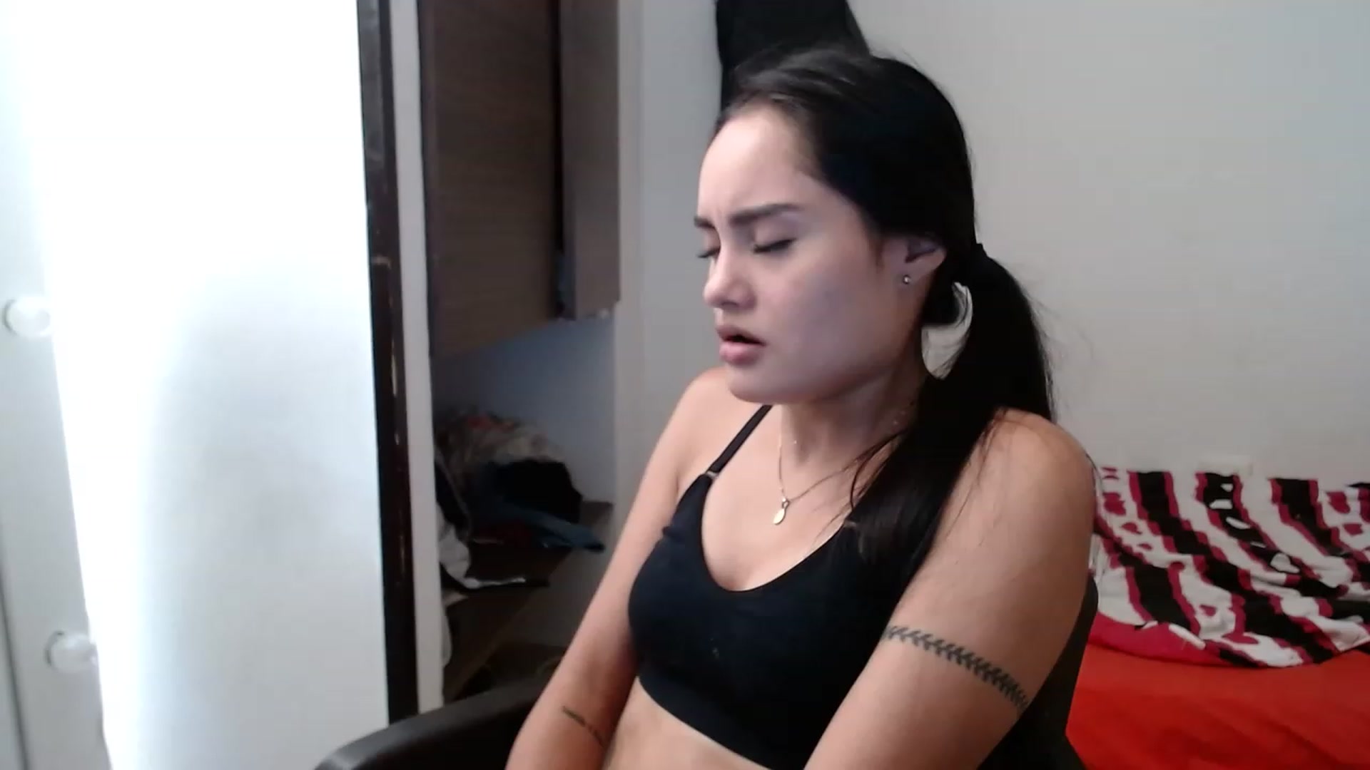 Gallery image thumbnail from nicollemiler's myfreecams stream on, 12/27/2022, 20:59 image 12 of 20