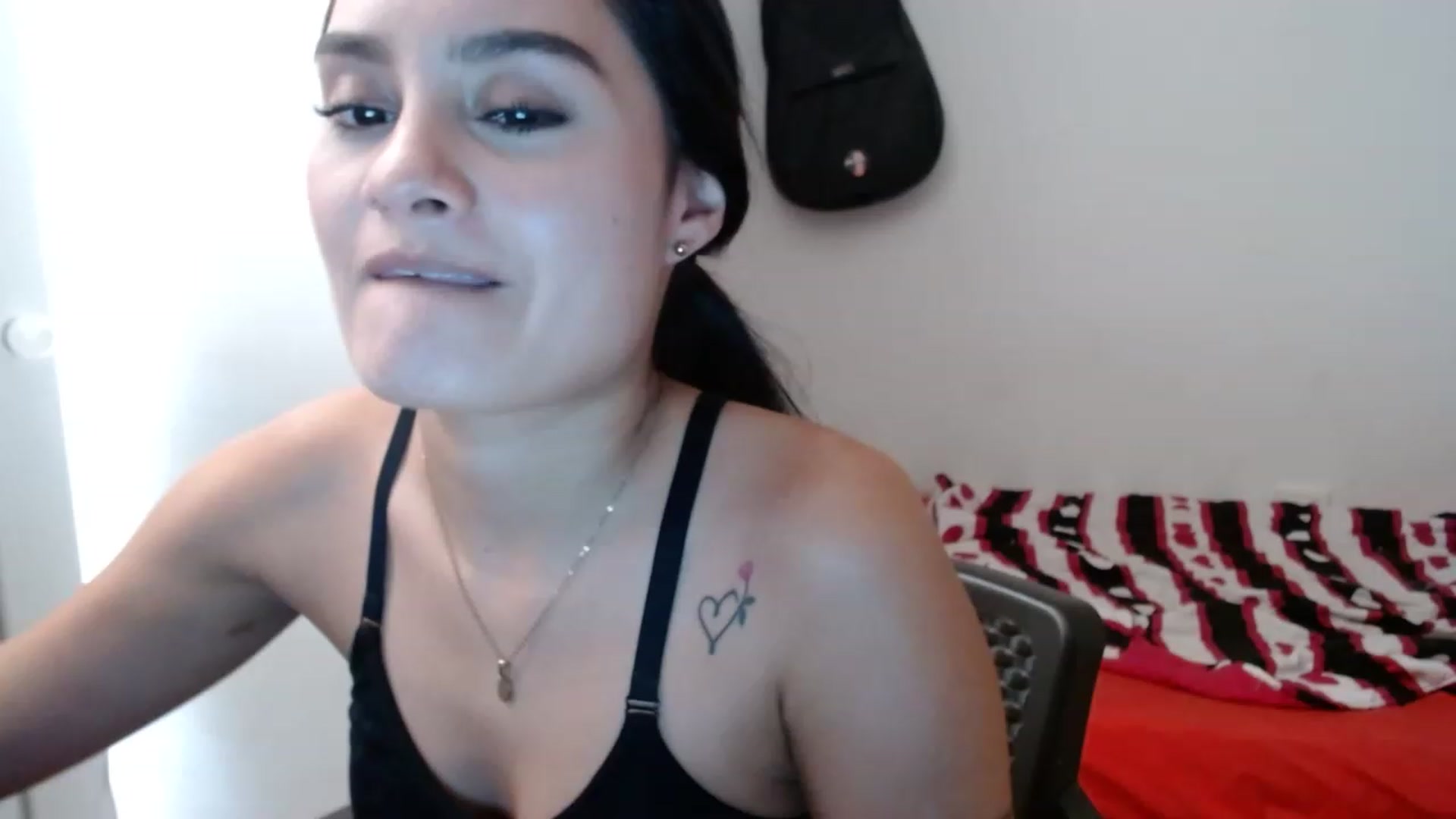 Gallery image thumbnail from nicollemiler's myfreecams stream on, 12/27/2022, 20:59 image 2 of 20