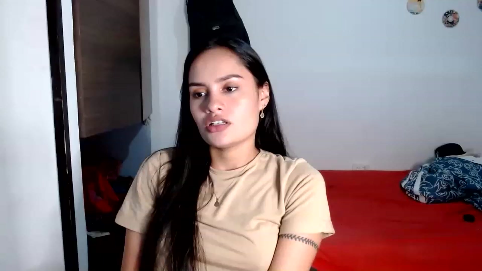 Gallery image thumbnail from nicollemiler's myfreecams stream on, 01/16/2023, 01:37 image 17 of 20