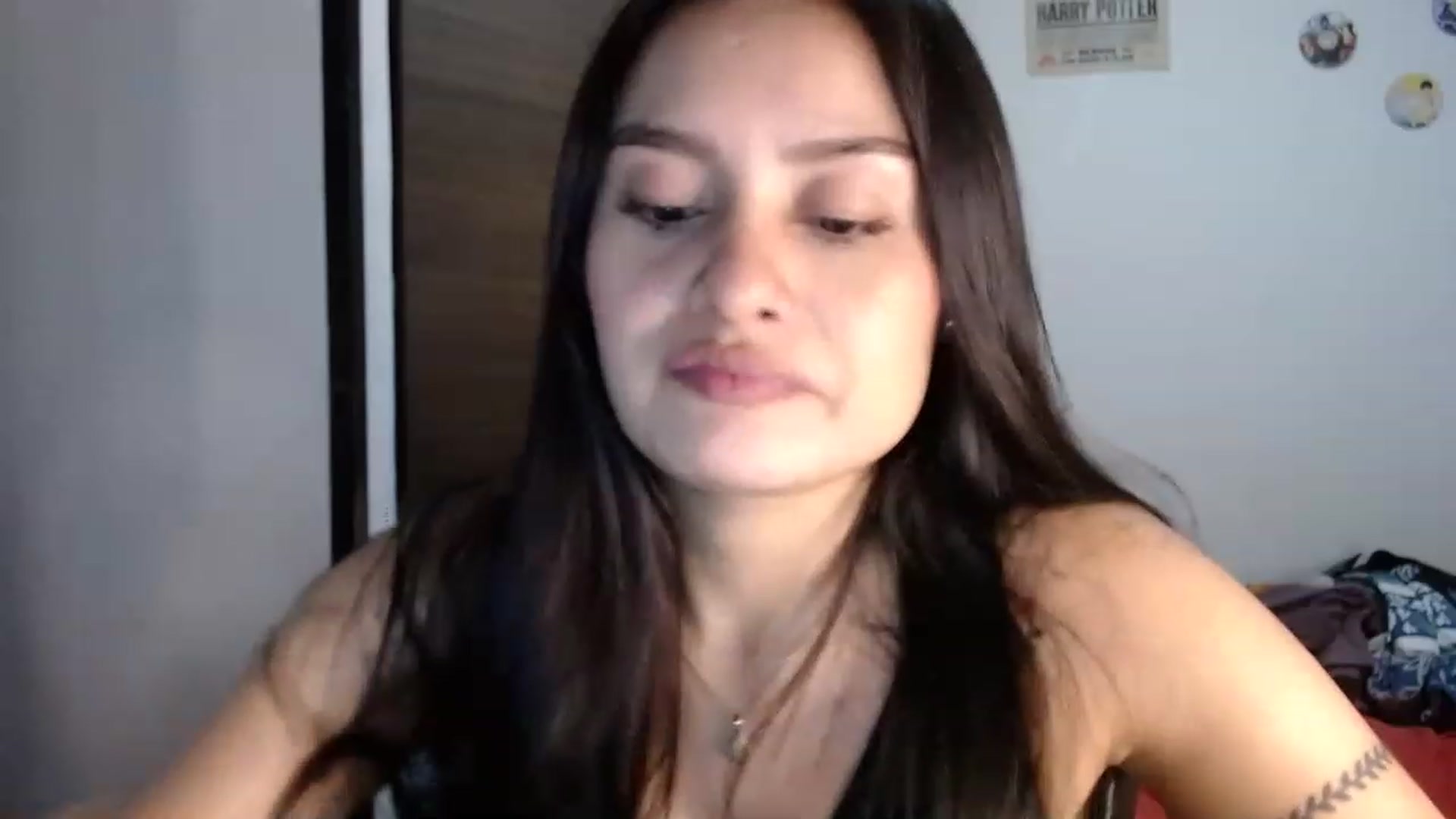 Gallery image thumbnail from nicollemiler's myfreecams stream on, 01/19/2023, 06:51 image 7 of 20