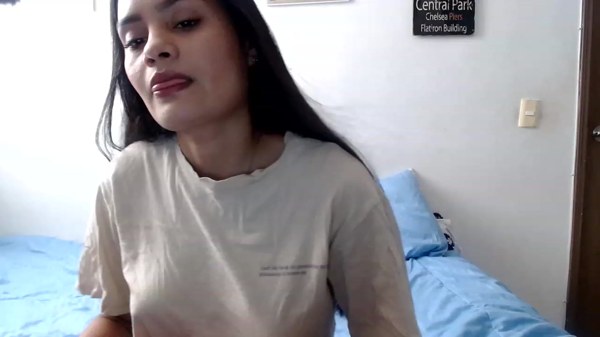 Gallery image thumbnail from nicollemiler's myfreecams stream on, 01/29/2023, 20:54 image 5 of 20