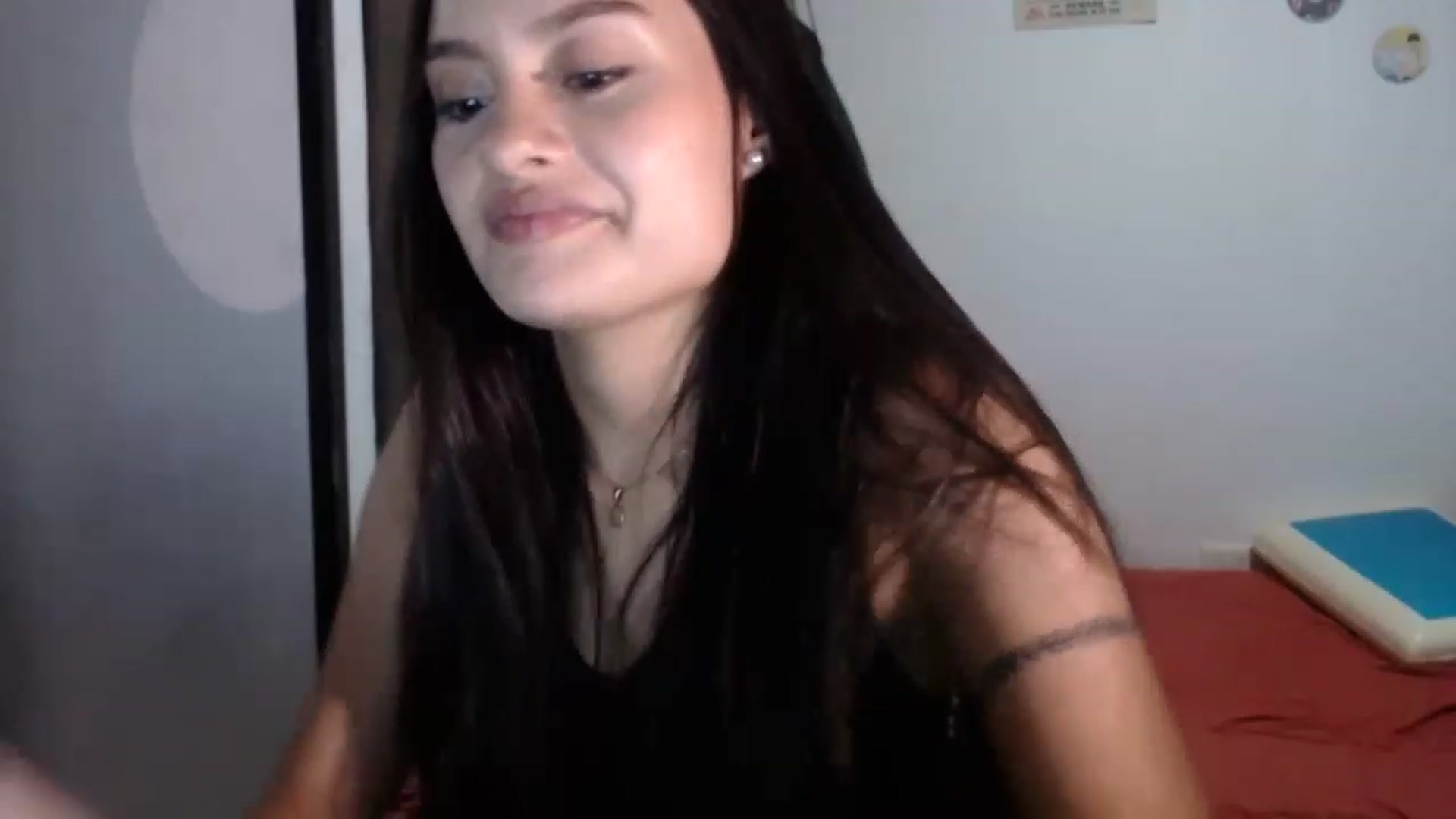 Gallery image thumbnail from nicollemiler's myfreecams stream on, 01/31/2023, 07:48 image 17 of 20