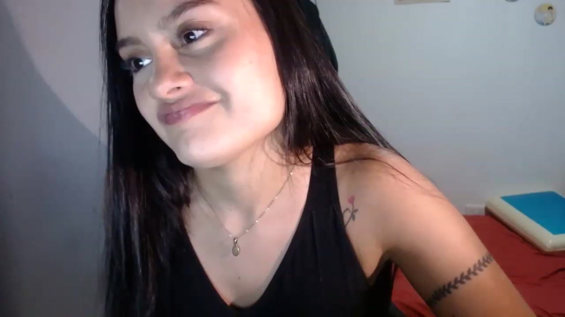 Gallery image thumbnail from nicollemiler's myfreecams stream on, 01/31/2023, 07:48 image 12 of 20