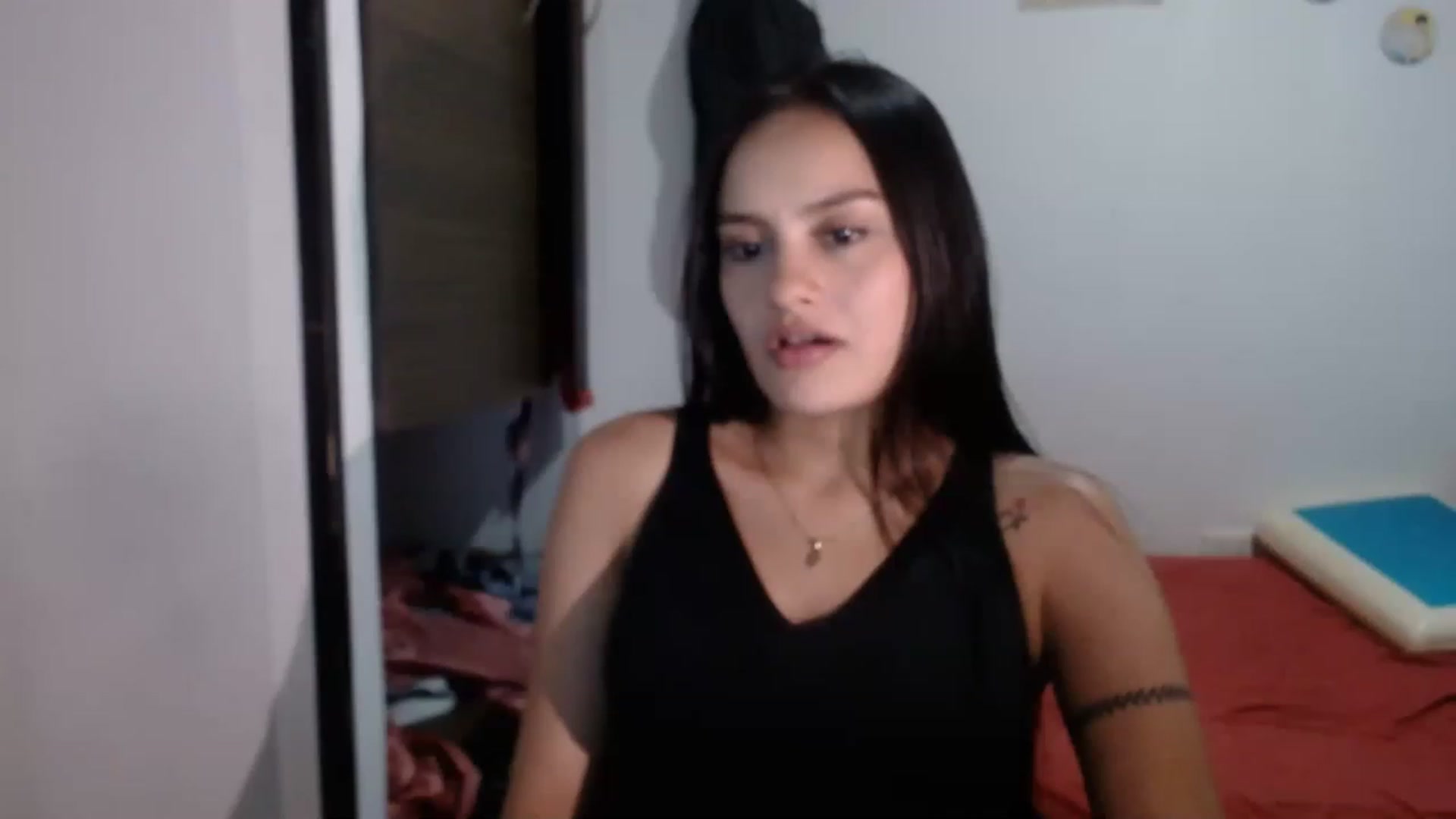 Gallery image thumbnail from nicollemiler's myfreecams stream on, 01/31/2023, 07:48 image 8 of 20