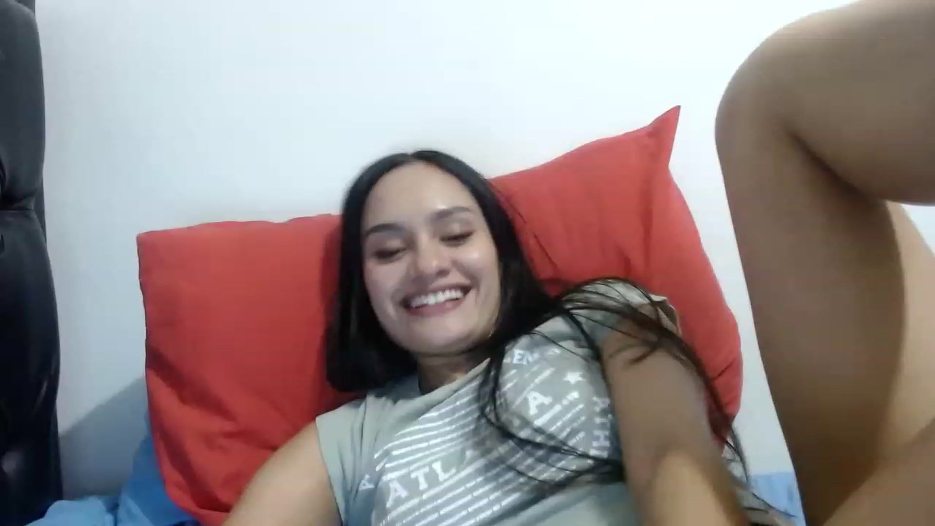 Gallery image thumbnail from nicollemiler's myfreecams stream on, 02/01/2023, 06:25 image 14 of 20