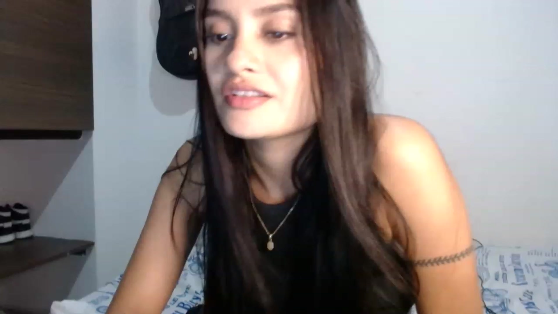 Gallery image thumbnail from nicollemiler's myfreecams stream on, 02/08/2023, 05:52 image 2 of 20