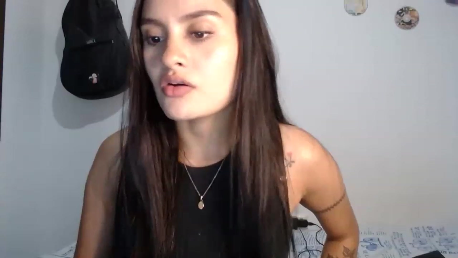 Gallery image thumbnail from nicollemiler's myfreecams stream on, 02/08/2023, 06:24 image 19 of 20