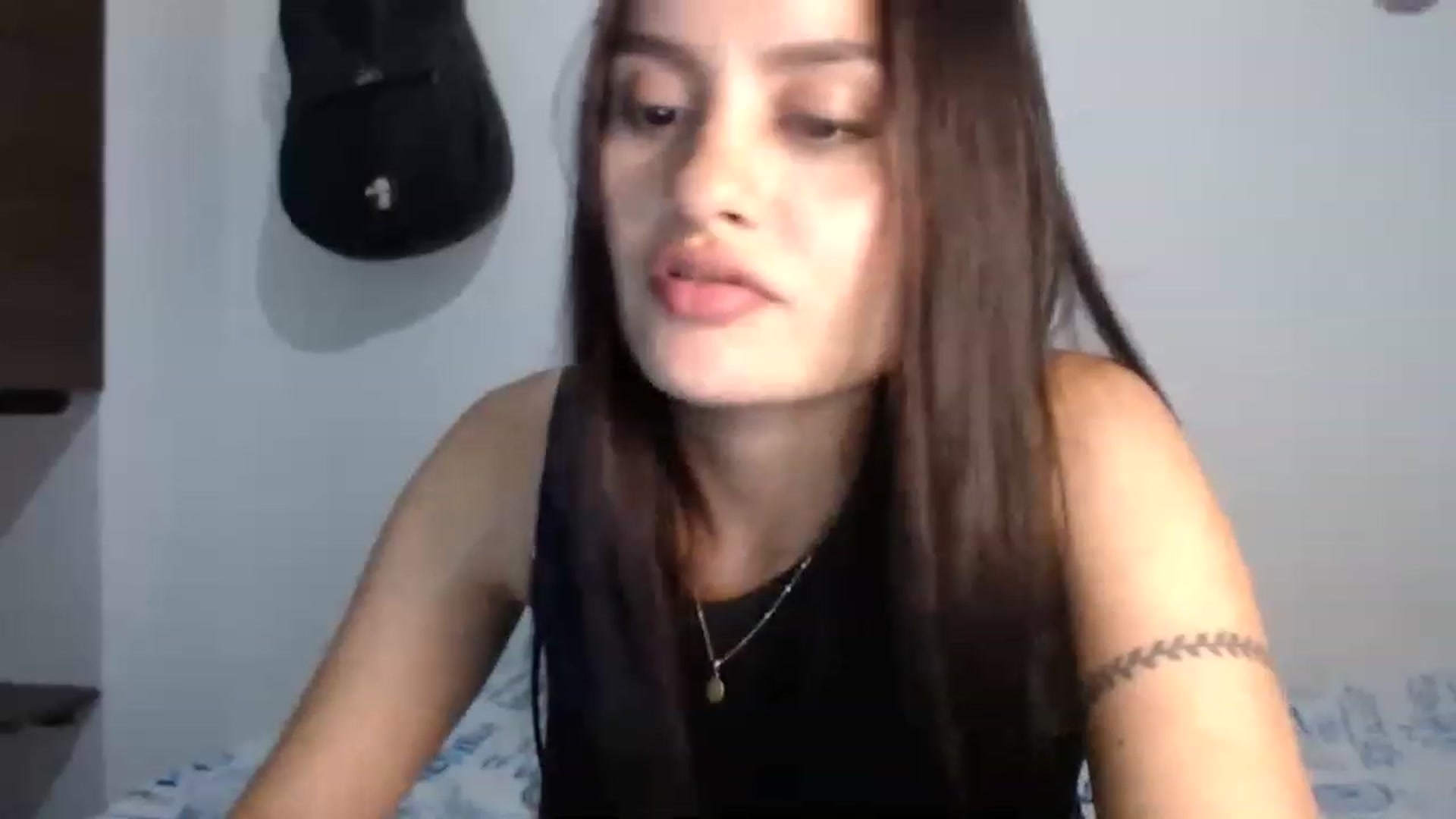 Gallery image thumbnail from nicollemiler's myfreecams stream on, 02/08/2023, 06:24 image 4 of 20