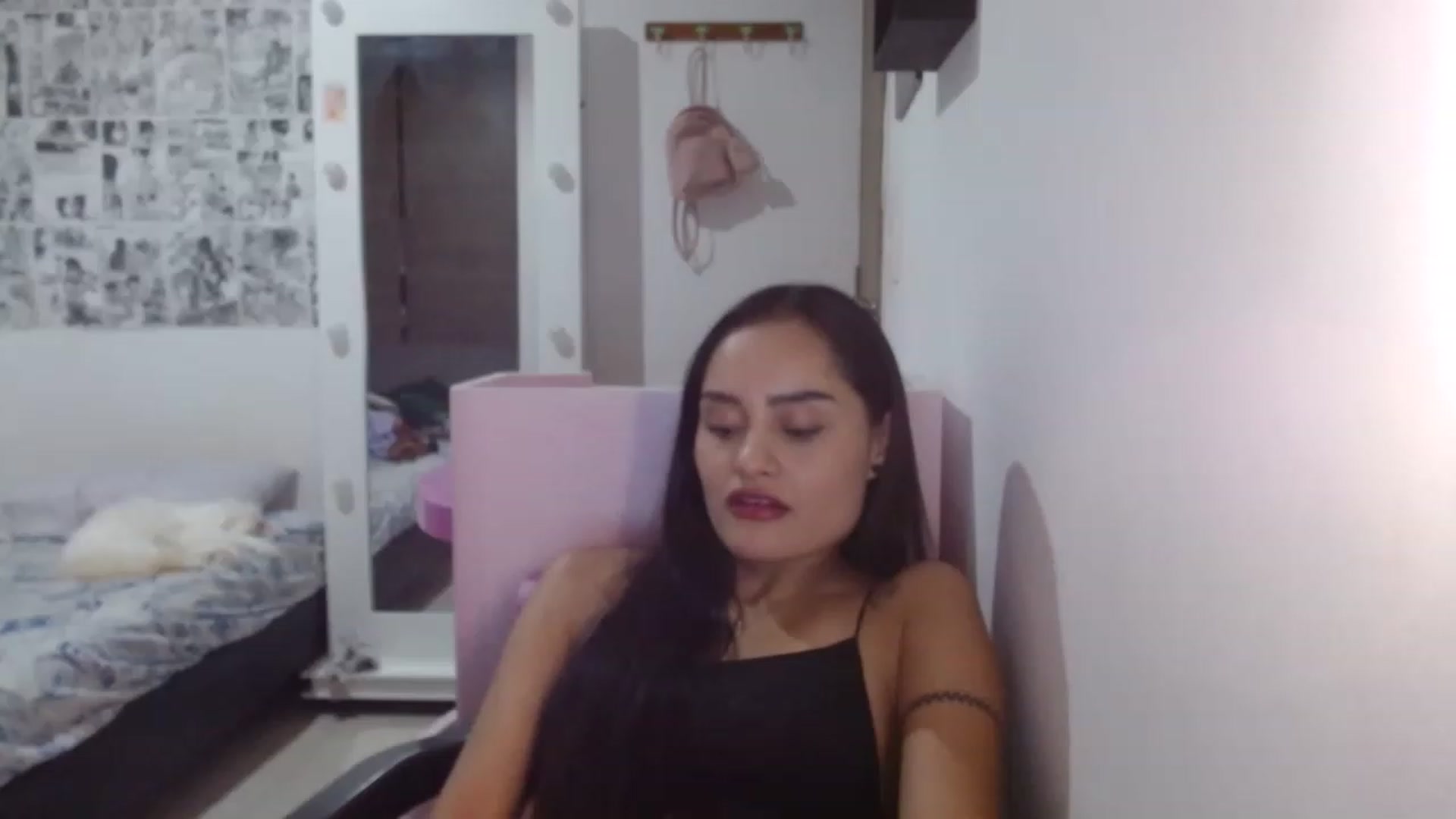 Gallery image thumbnail from nicollemiler's myfreecams stream on, 03/09/2023, 06:13 image 13 of 20