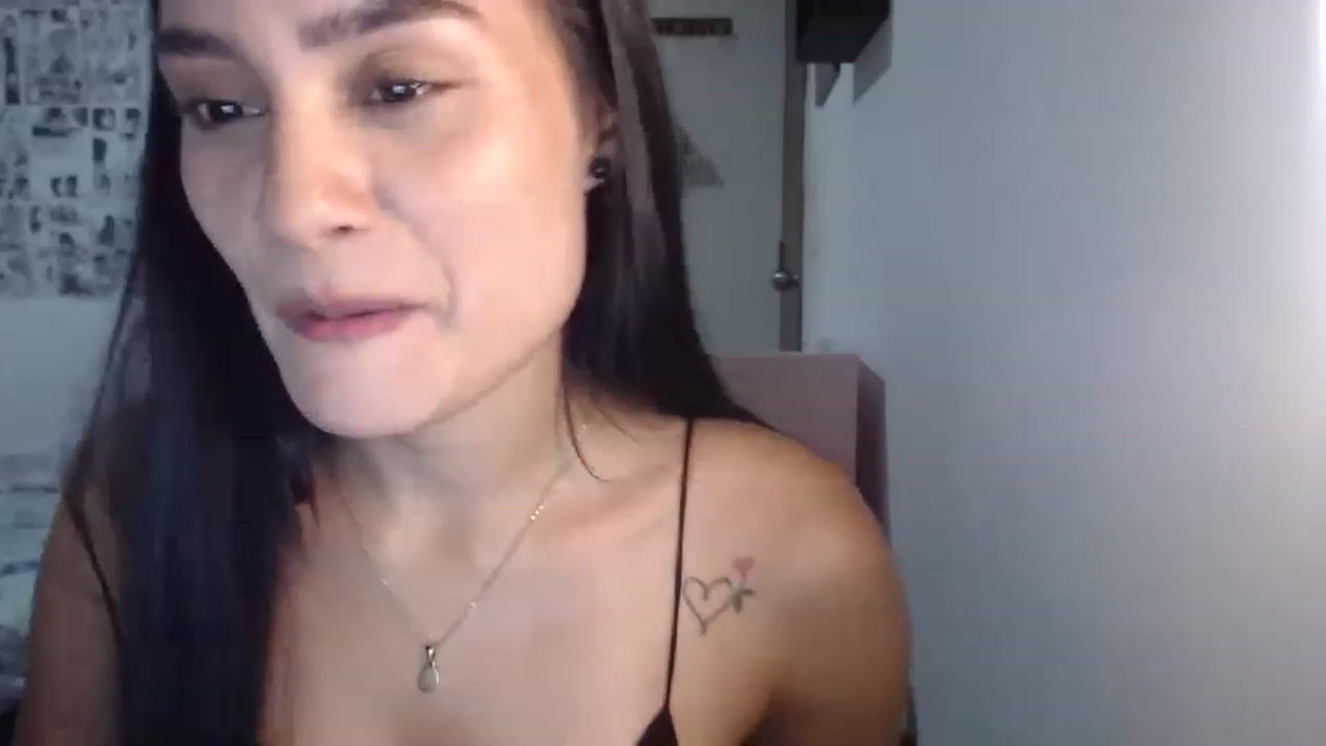 Gallery image thumbnail from nicollemiler's myfreecams stream on, 03/09/2023, 06:13 image 8 of 20