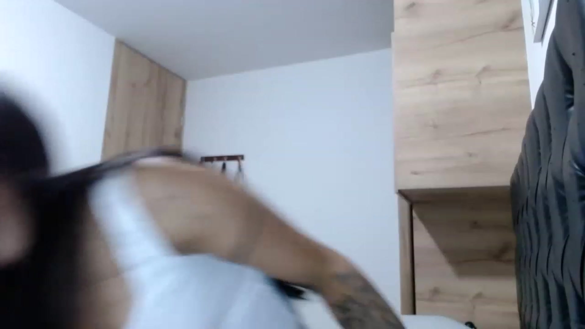 Gallery image thumbnail from nicollemiler's myfreecams stream on, 03/15/2023, 05:03 image 15 of 20