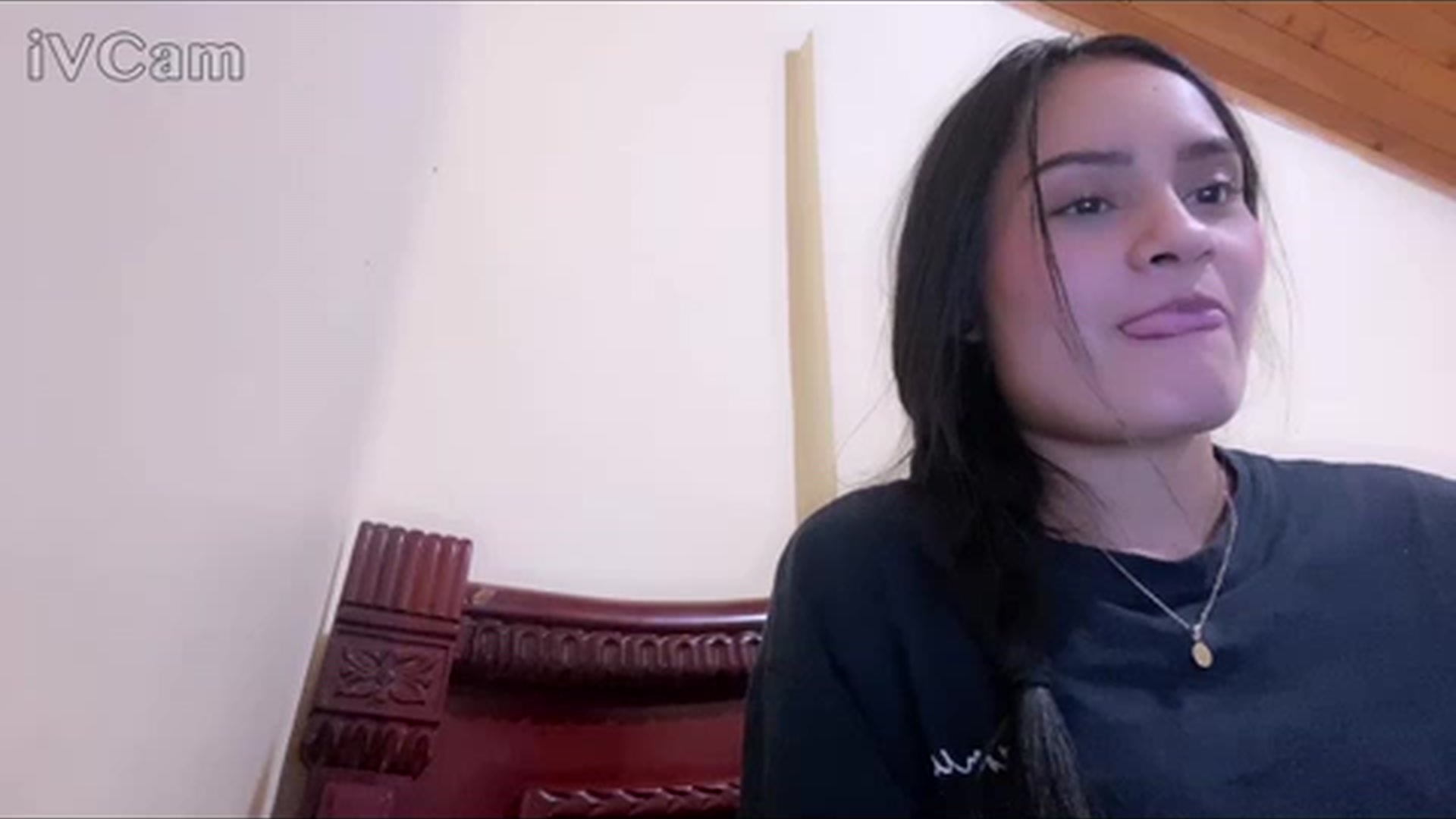 Gallery image thumbnail from nicollemiler's myfreecams stream on, 04/08/2023, 05:32 image 12 of 20