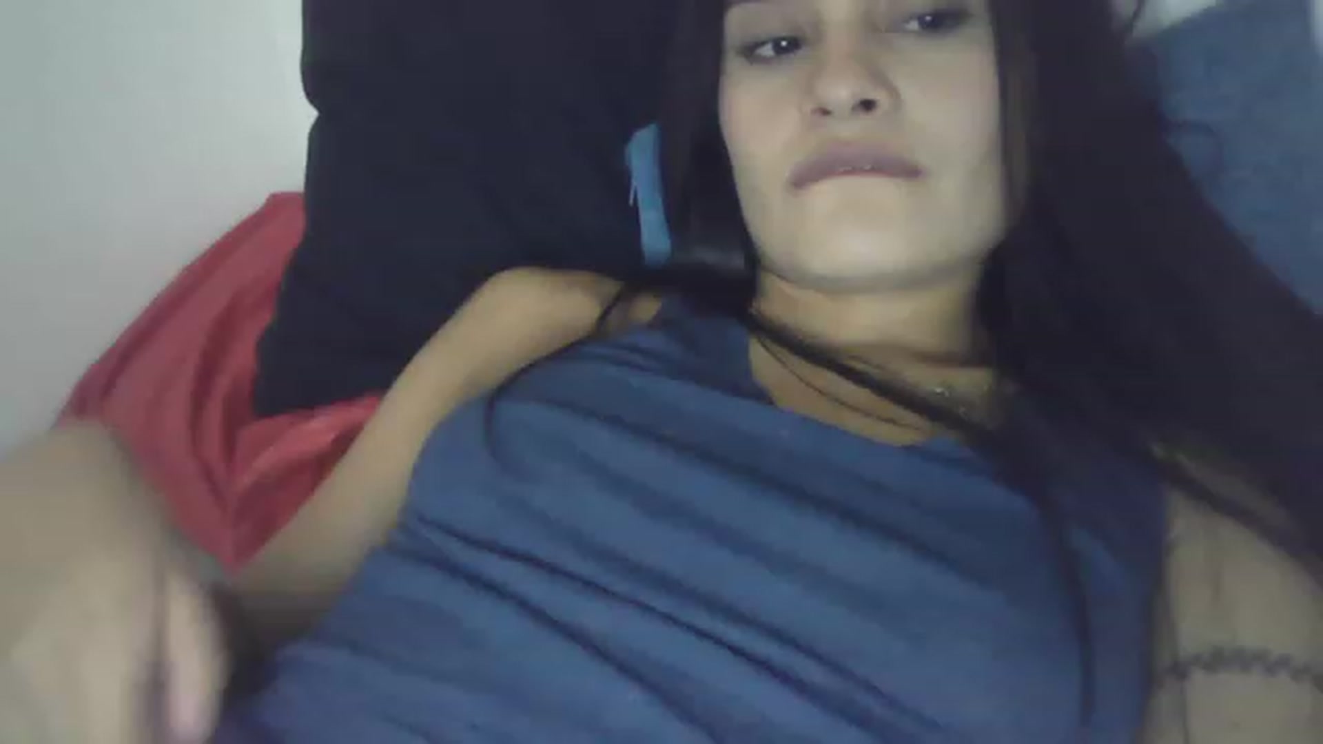 Gallery image thumbnail from nicollemiler's myfreecams stream on, 04/20/2023, 08:13 image 19 of 20