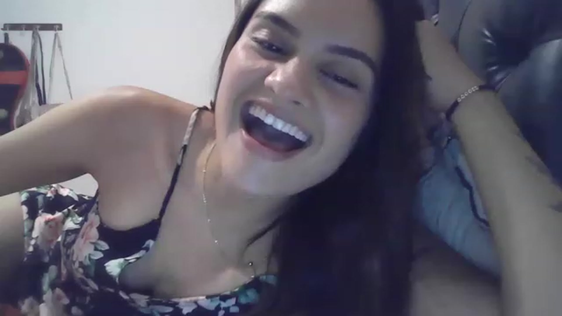 Gallery image thumbnail from nicollemiler's myfreecams stream on, 05/07/2023, 06:13 image 5 of 20