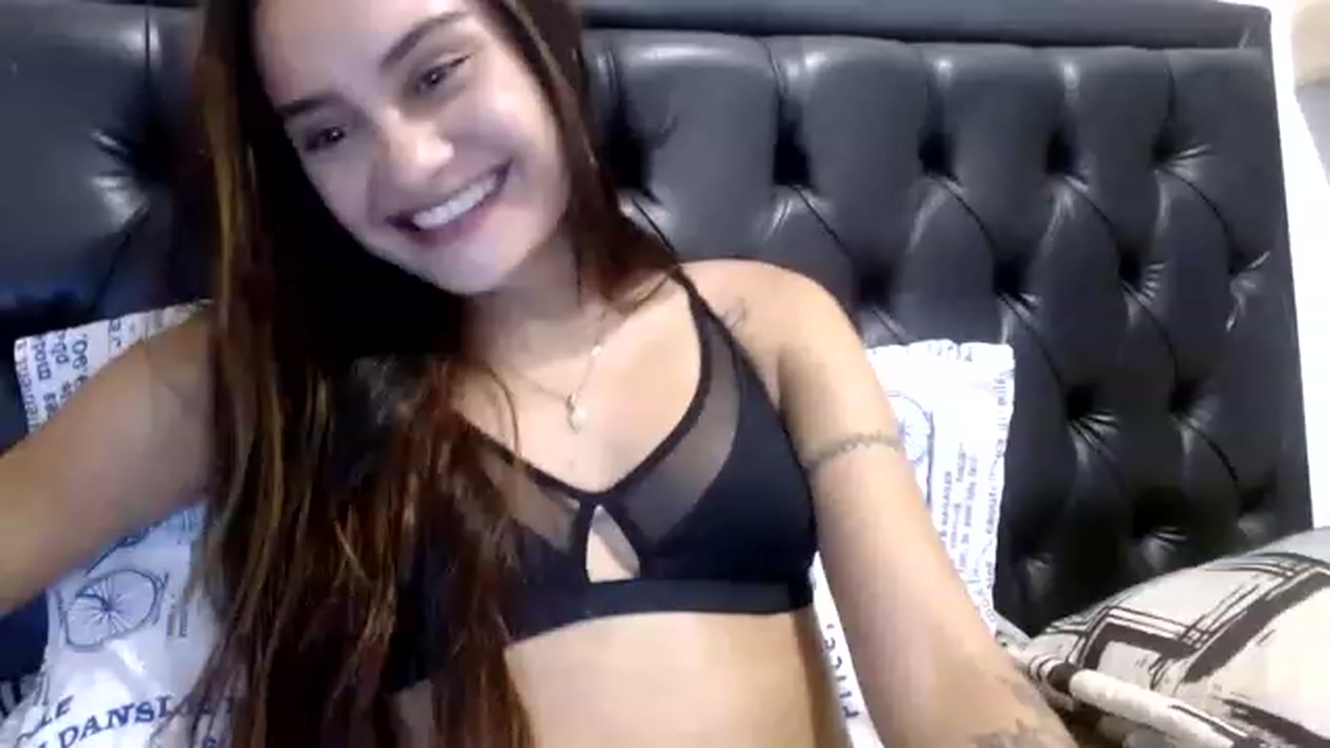Gallery image thumbnail from nicollemiler's myfreecams stream on, 05/09/2023, 04:39 image 11 of 20