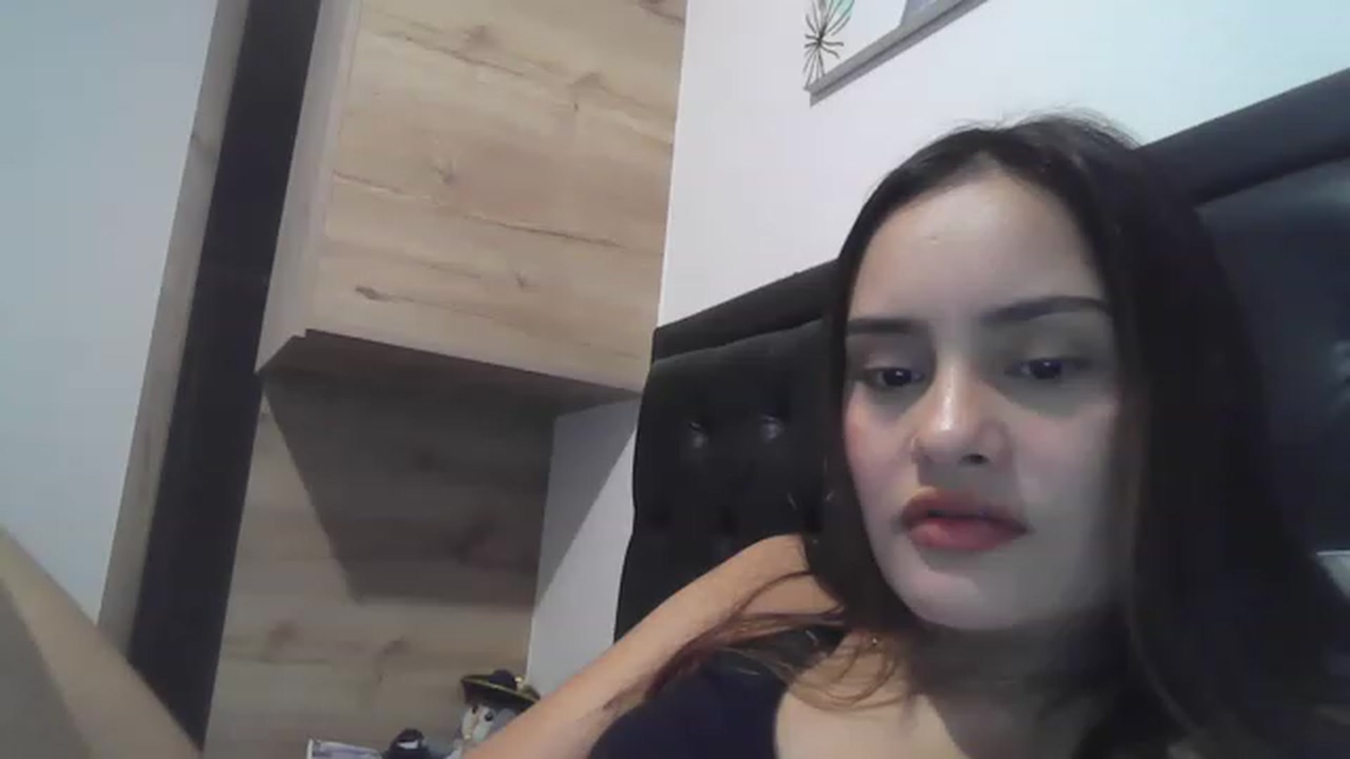 Gallery image thumbnail from nicollemiler's myfreecams stream on, 05/31/2023, 05:33 image 11 of 20