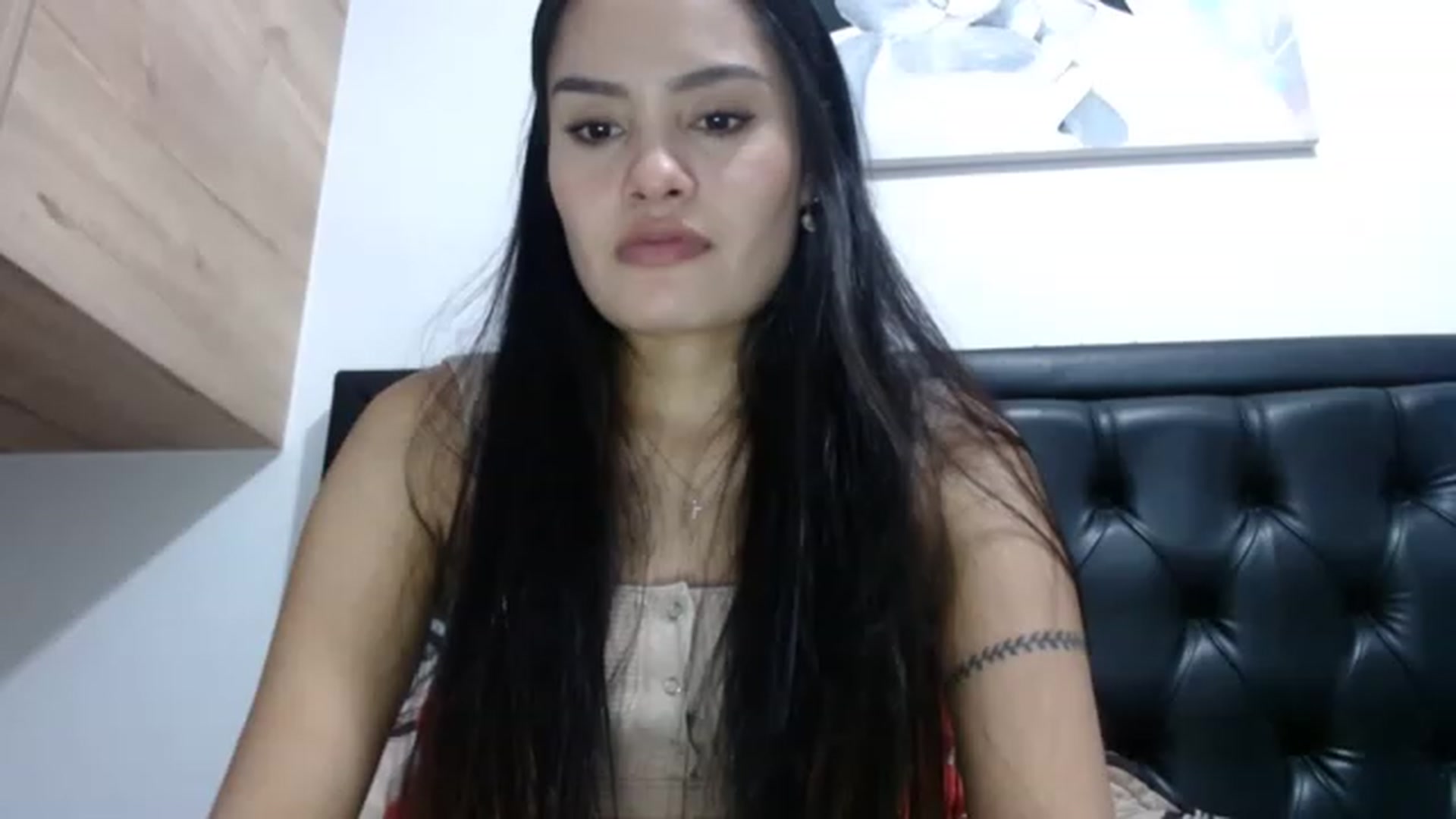Gallery image thumbnail from nicollemiler's myfreecams stream on, 06/12/2023, 04:52 image 7 of 20