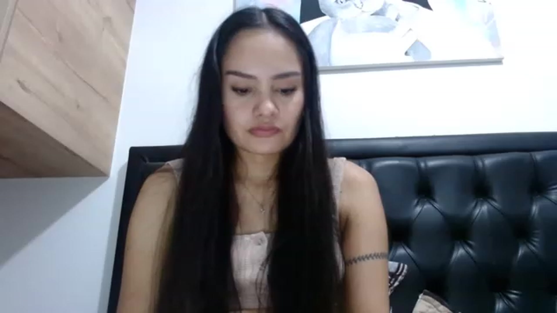Gallery image thumbnail from nicollemiler's myfreecams stream on, 06/12/2023, 04:52 image 3 of 20