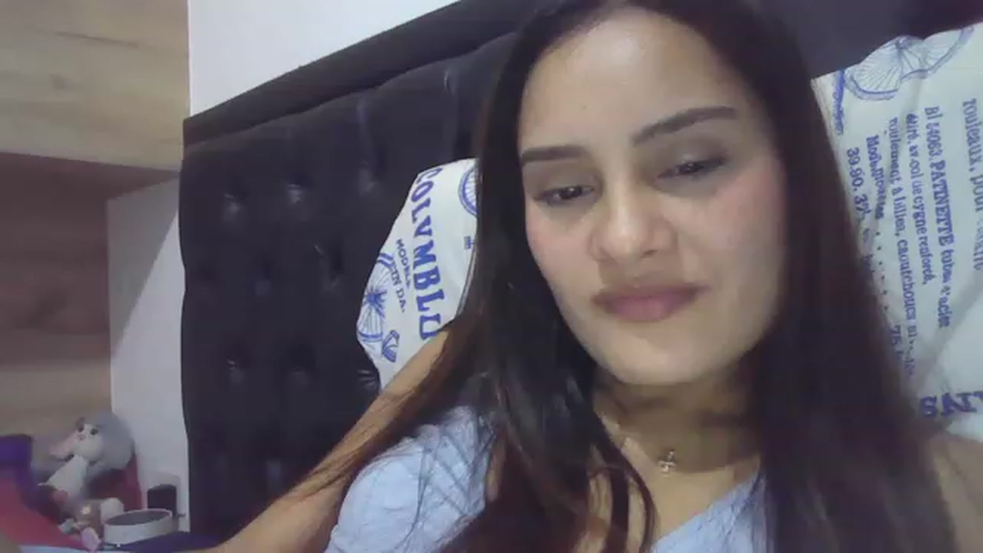 Gallery image thumbnail from nicollemiler's myfreecams stream on, 06/15/2023, 06:33 image 8 of 20