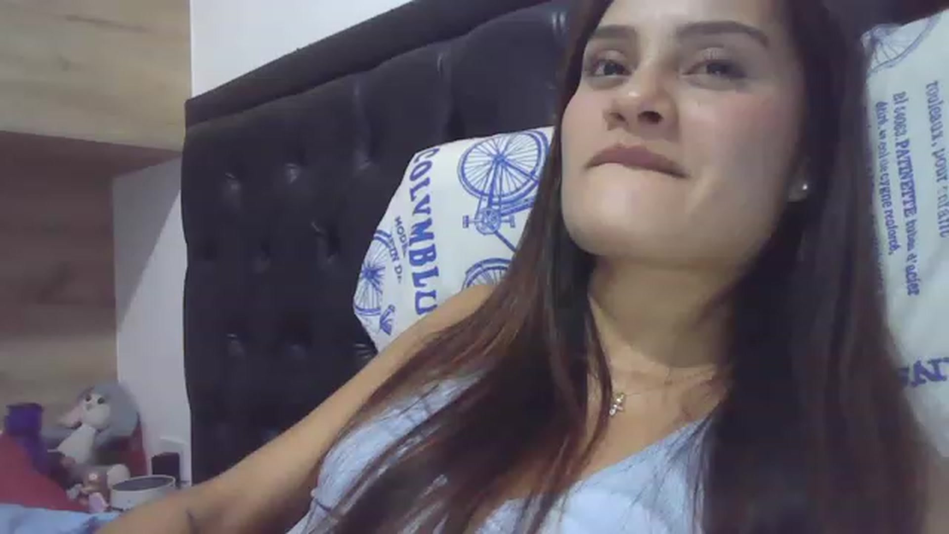Gallery image thumbnail from nicollemiler's myfreecams stream on, 06/15/2023, 06:33 image 11 of 20