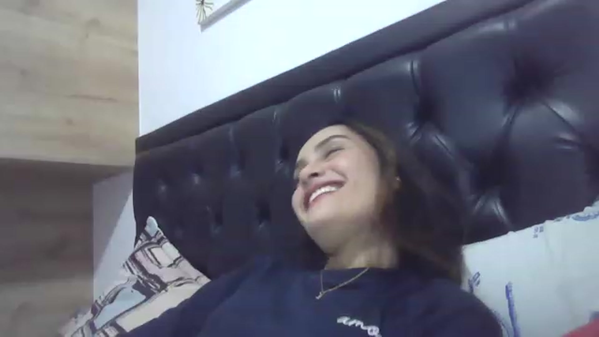 Gallery image thumbnail from nicollemiler's myfreecams stream on, 06/16/2023, 06:26 image 11 of 20