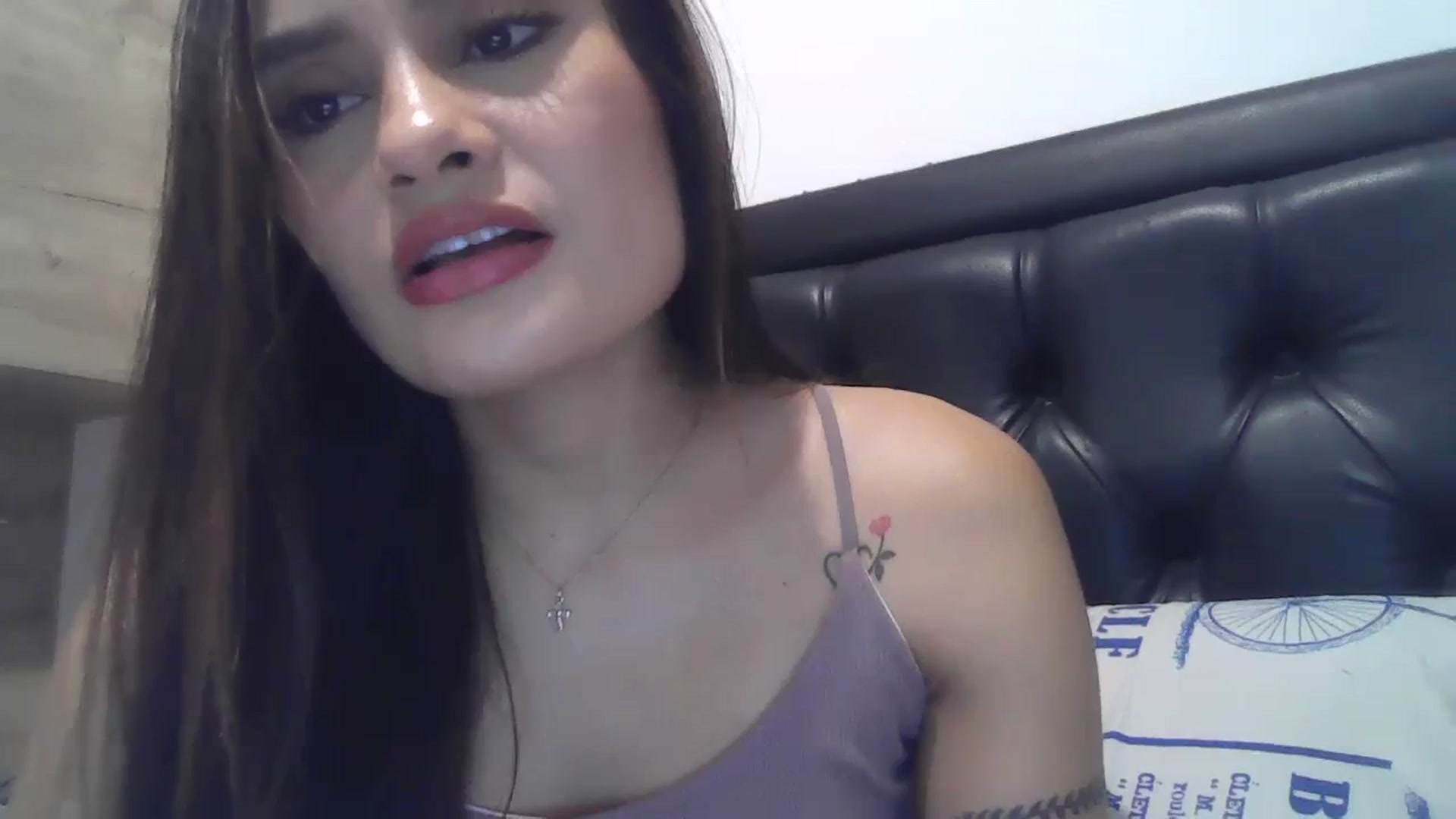 Gallery image thumbnail from nicollemiler's myfreecams stream on, 07/03/2023, 24:43 image 17 of 20