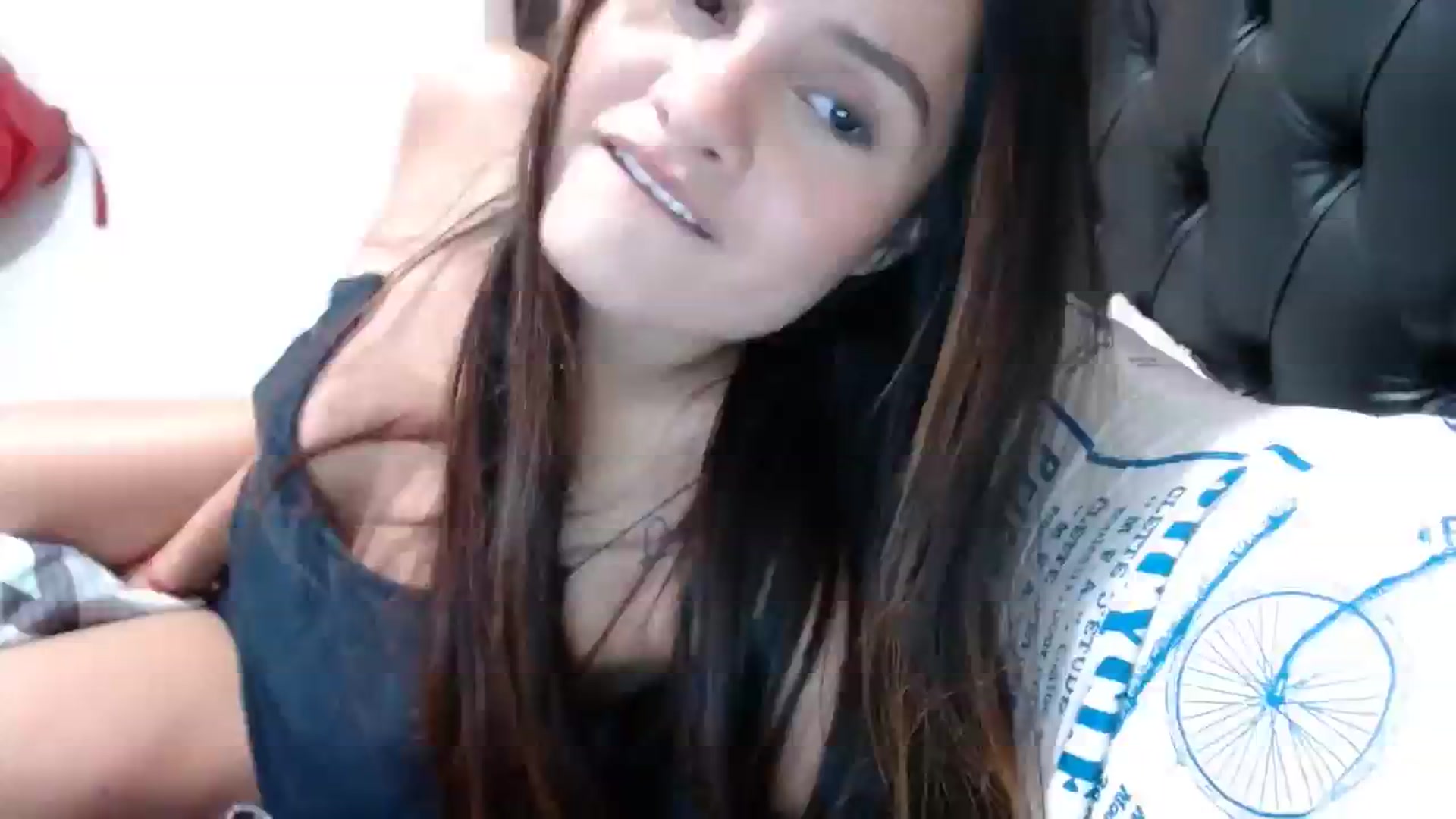 Gallery image thumbnail from nicollemiler's myfreecams stream on, 07/26/2023, 05:17 image 15 of 20