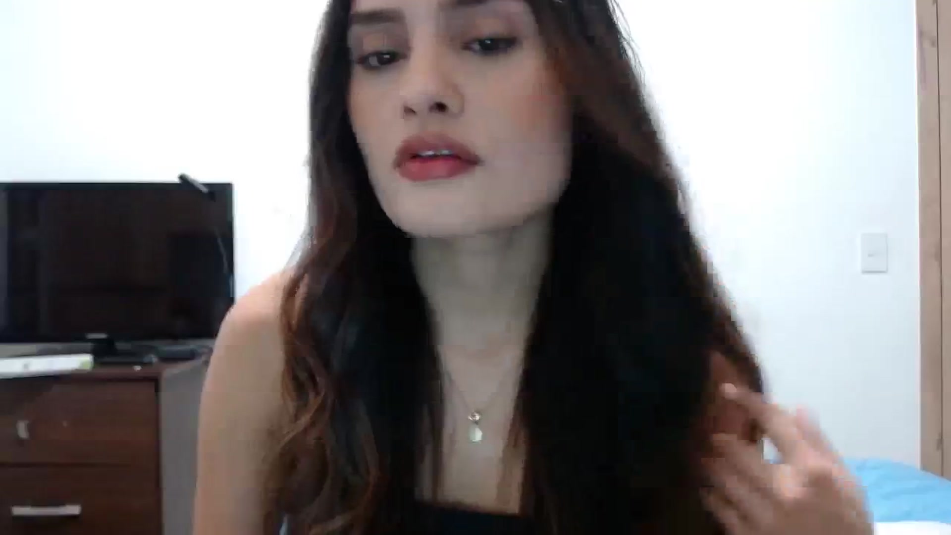 Gallery image thumbnail from nicollemiler's myfreecams stream on, 09/17/2023, 24:31 image 12 of 20