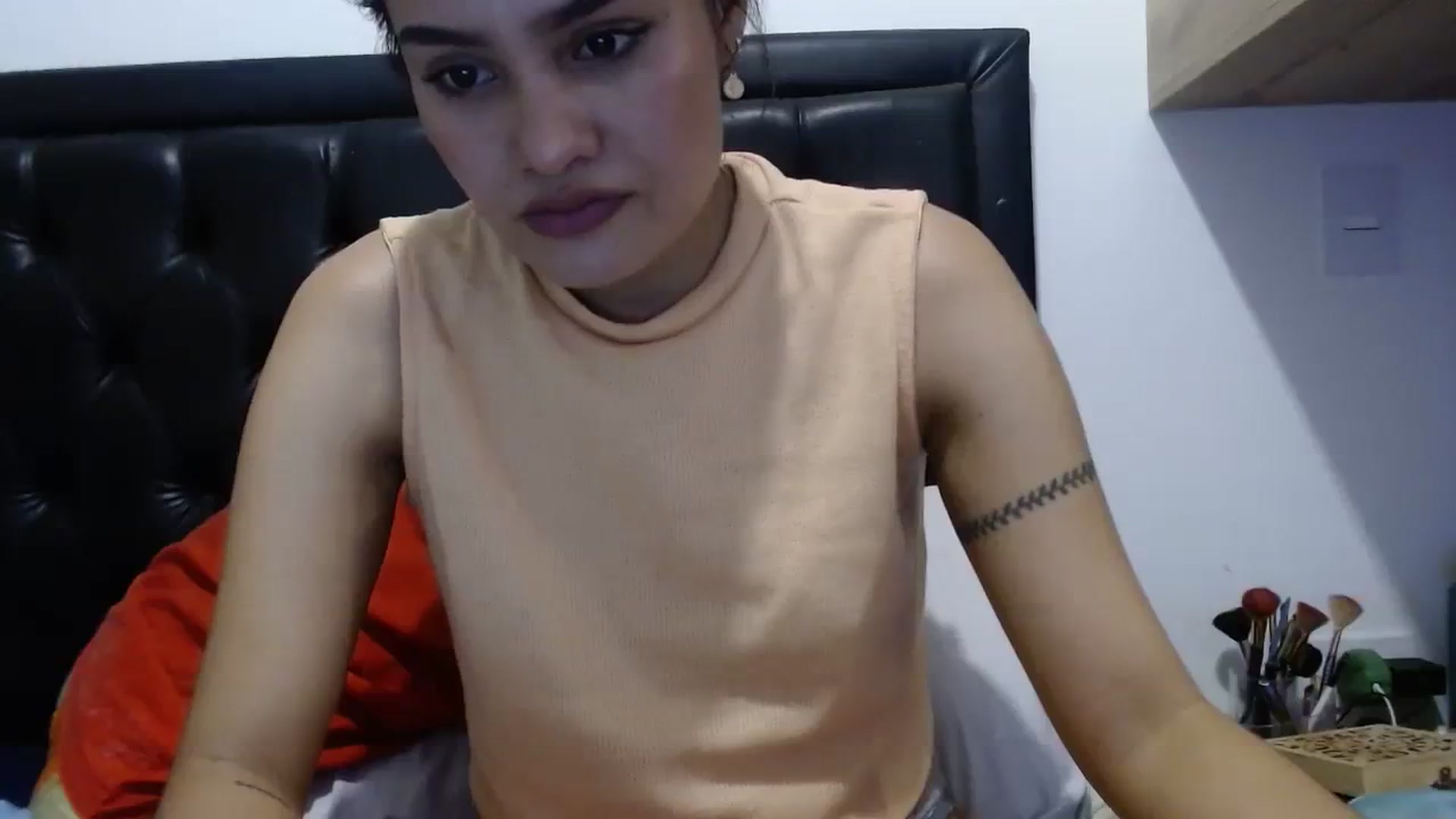 Gallery image thumbnail from nicollemiler's myfreecams stream on, 09/19/2023, 07:39 image 7 of 20