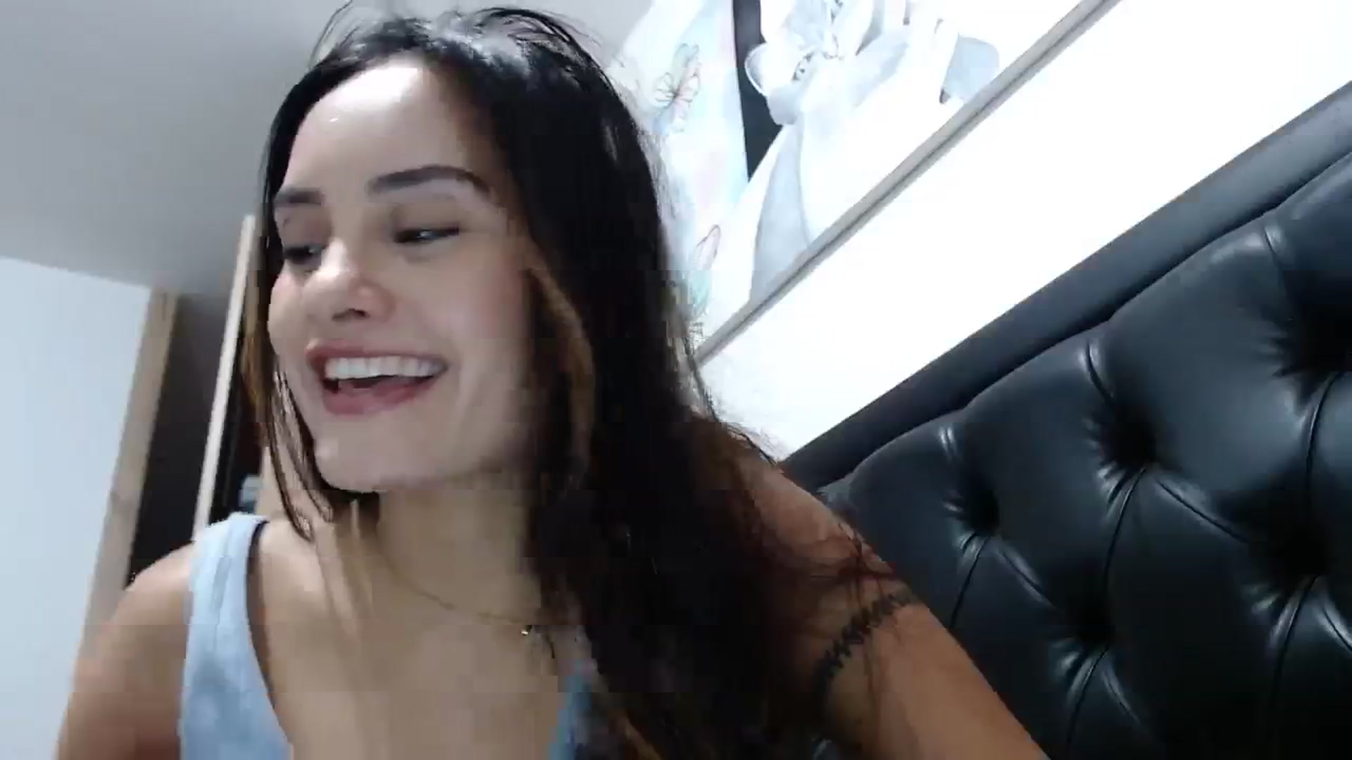 Gallery image thumbnail from nicollemiler's myfreecams stream on, 10/04/2023, 07:48 image 6 of 20