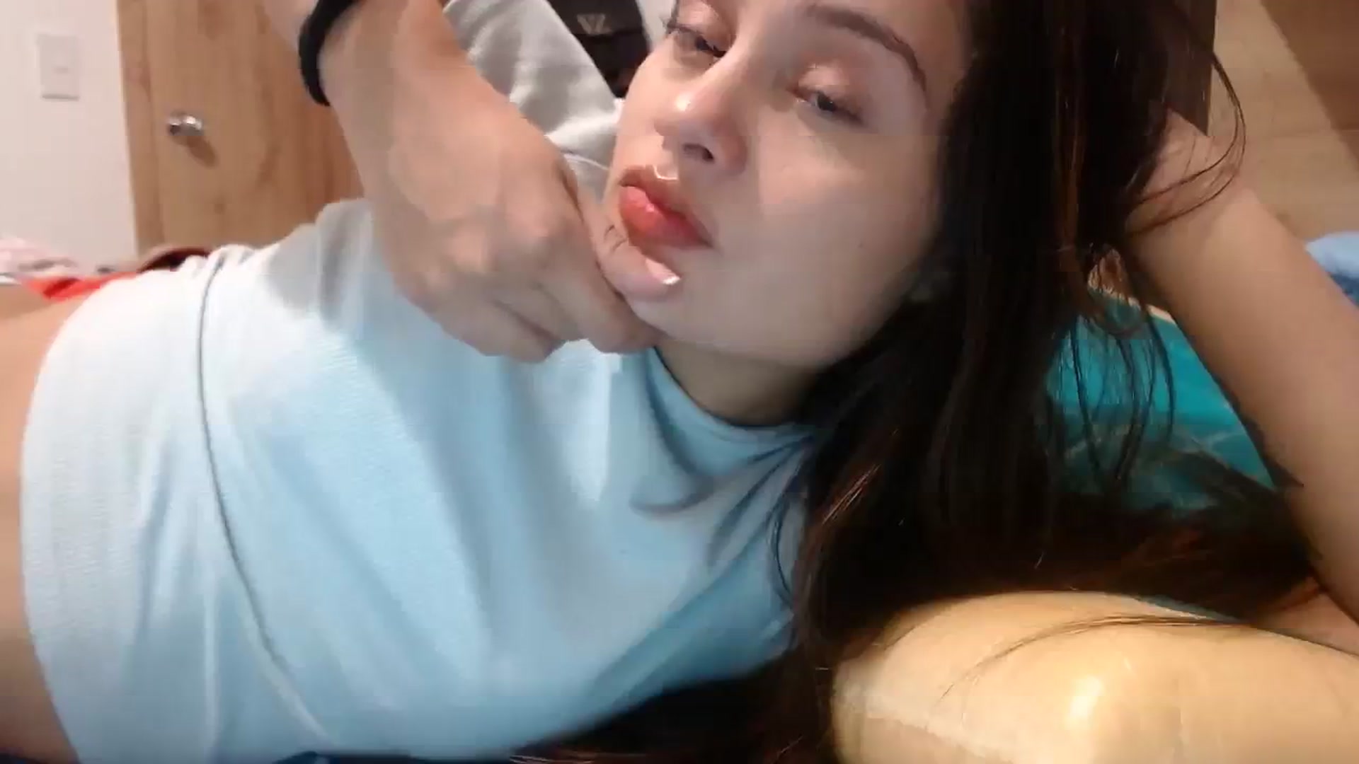 Gallery image thumbnail from nicollemiler's myfreecams stream on, 10/17/2023, 06:35 image 13 of 20