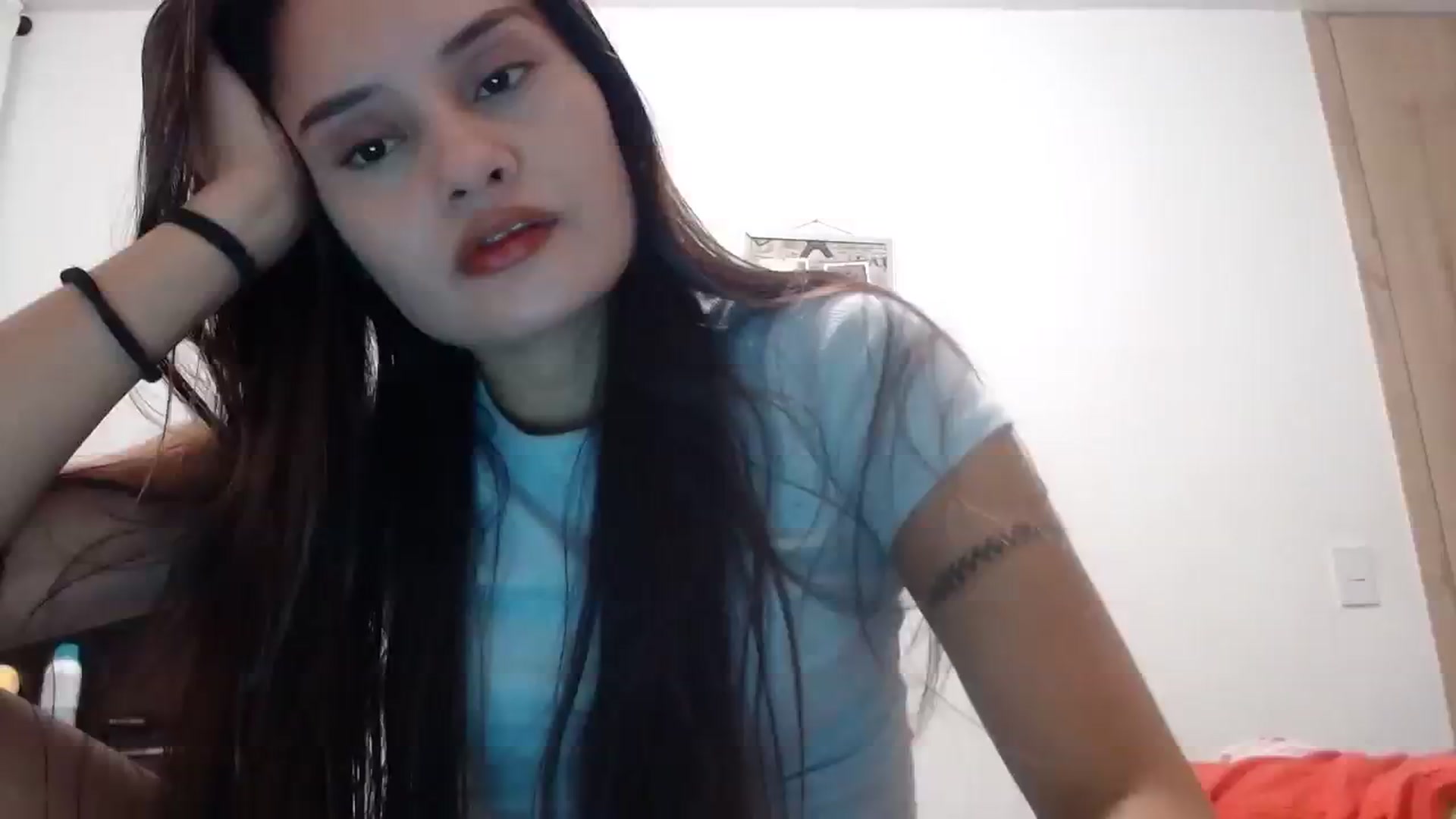 Gallery image thumbnail from nicollemiler's myfreecams stream on, 10/17/2023, 06:35 image 1 of 20