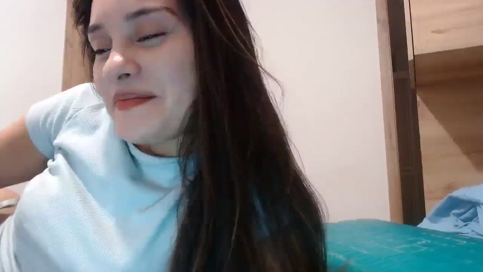 Gallery image thumbnail from nicollemiler's myfreecams stream on, 10/17/2023, 06:35 image 8 of 20