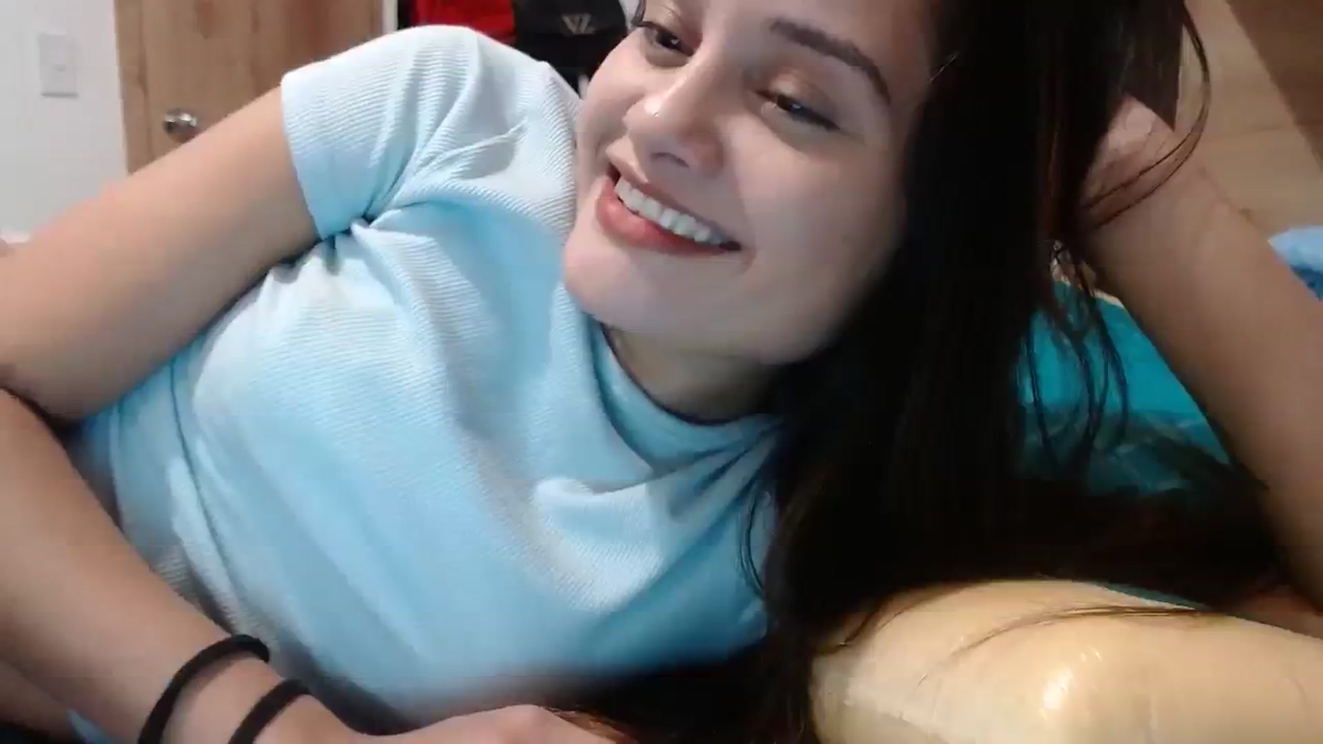 Gallery image thumbnail from nicollemiler's myfreecams stream on, 10/17/2023, 06:35 image 11 of 20