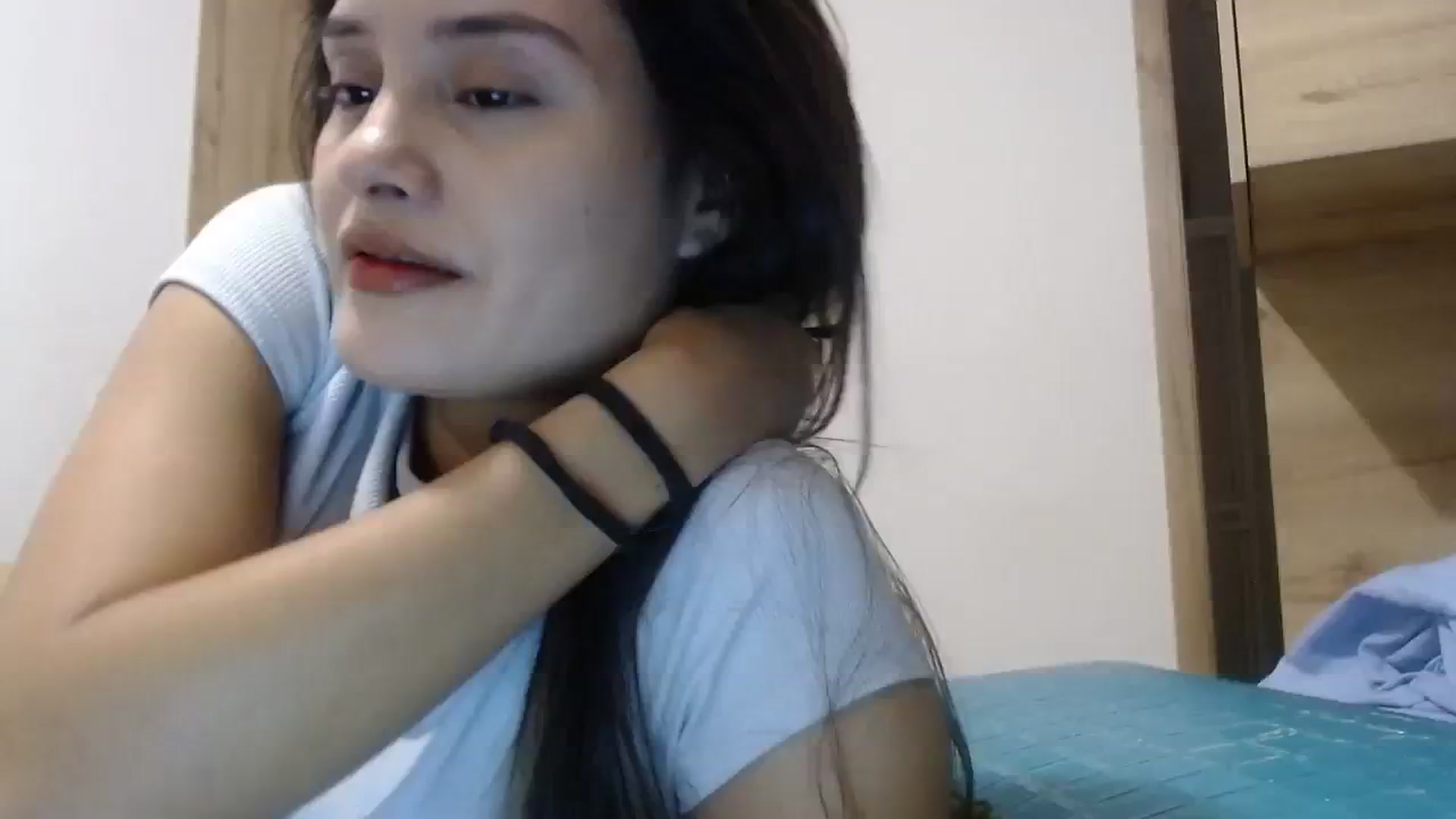 Gallery image thumbnail from nicollemiler's myfreecams stream on, 10/17/2023, 06:35 image 7 of 20